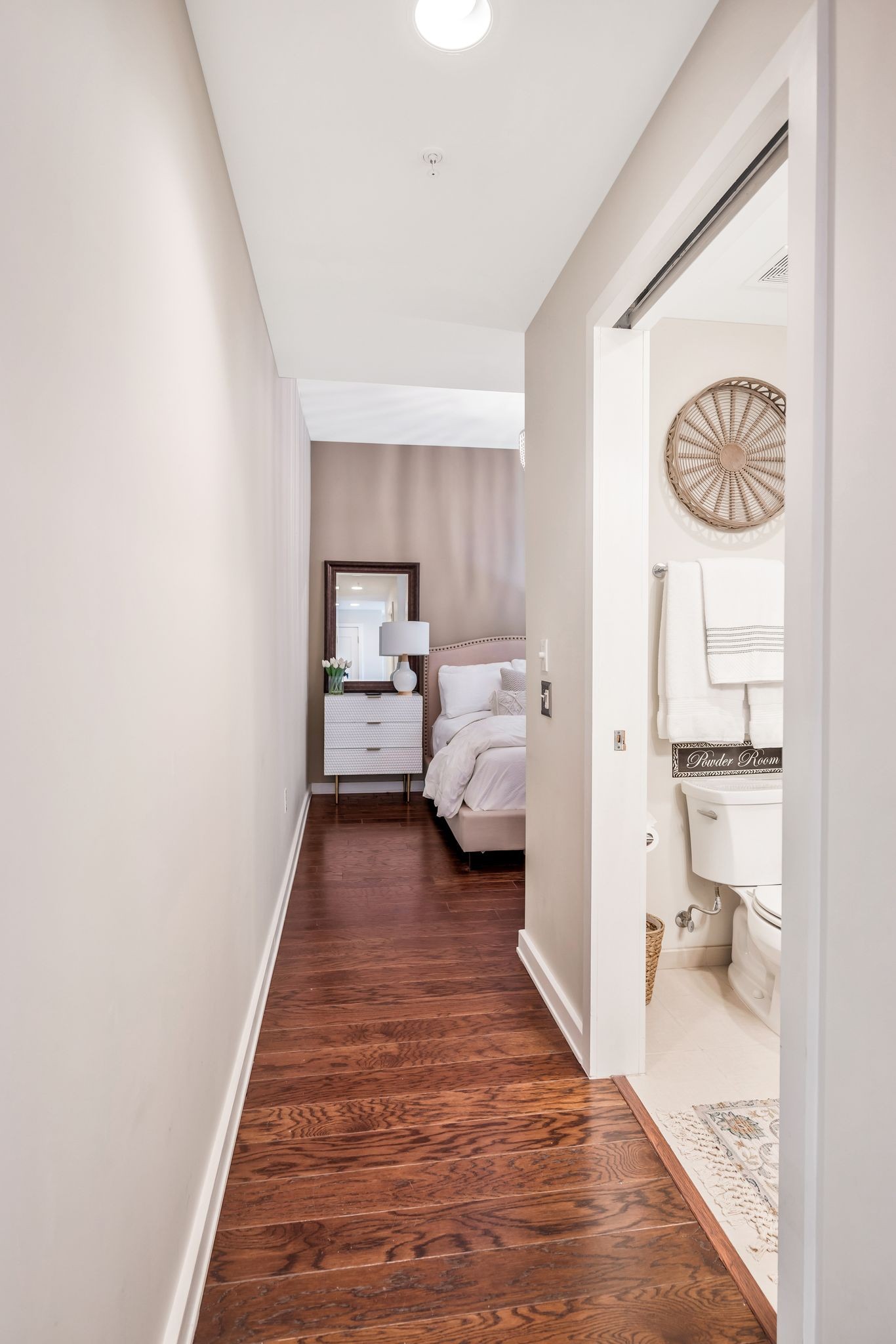 1212 Laurel St Unit: 711