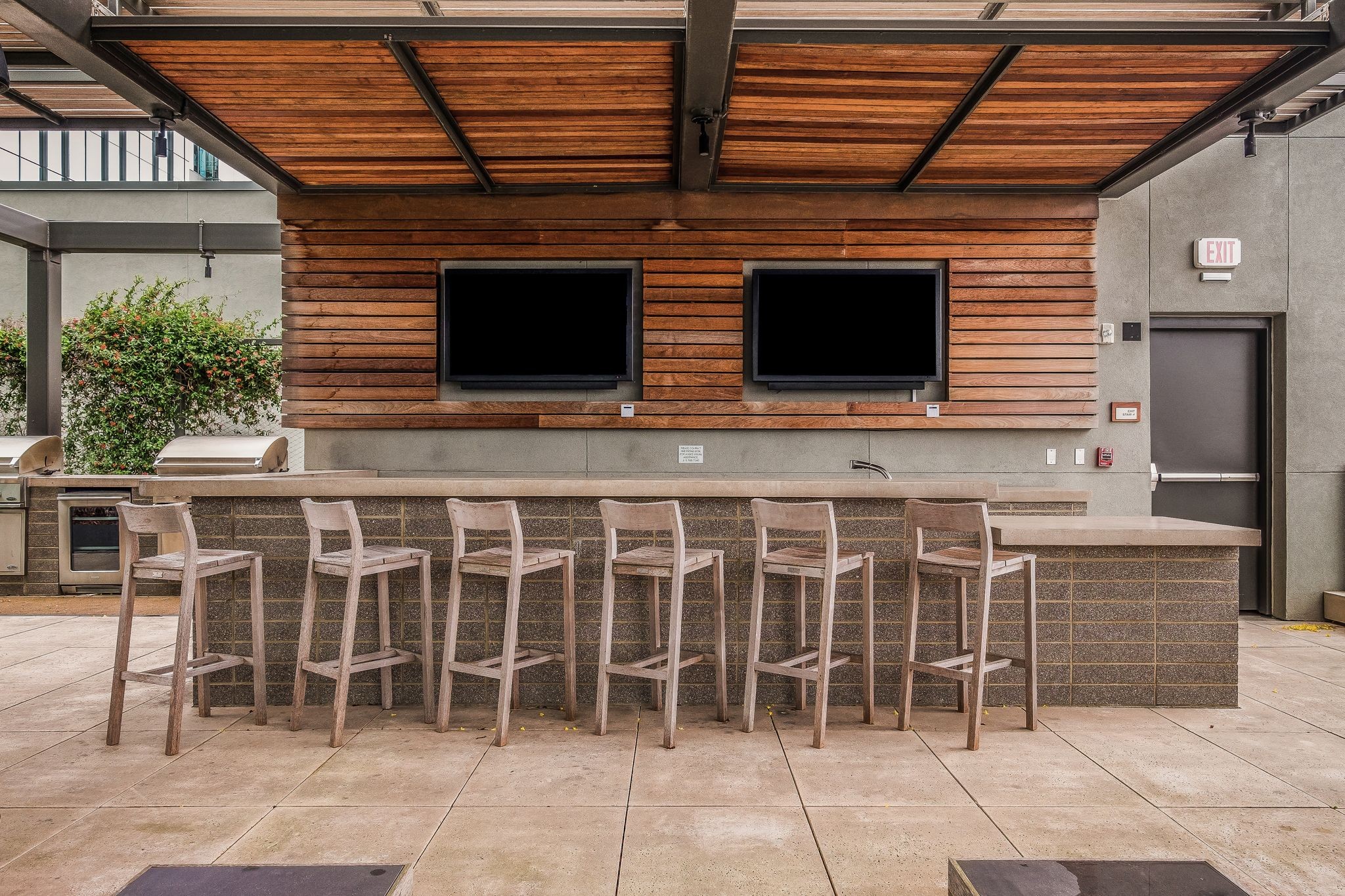 1212 Laurel St Unit: 711