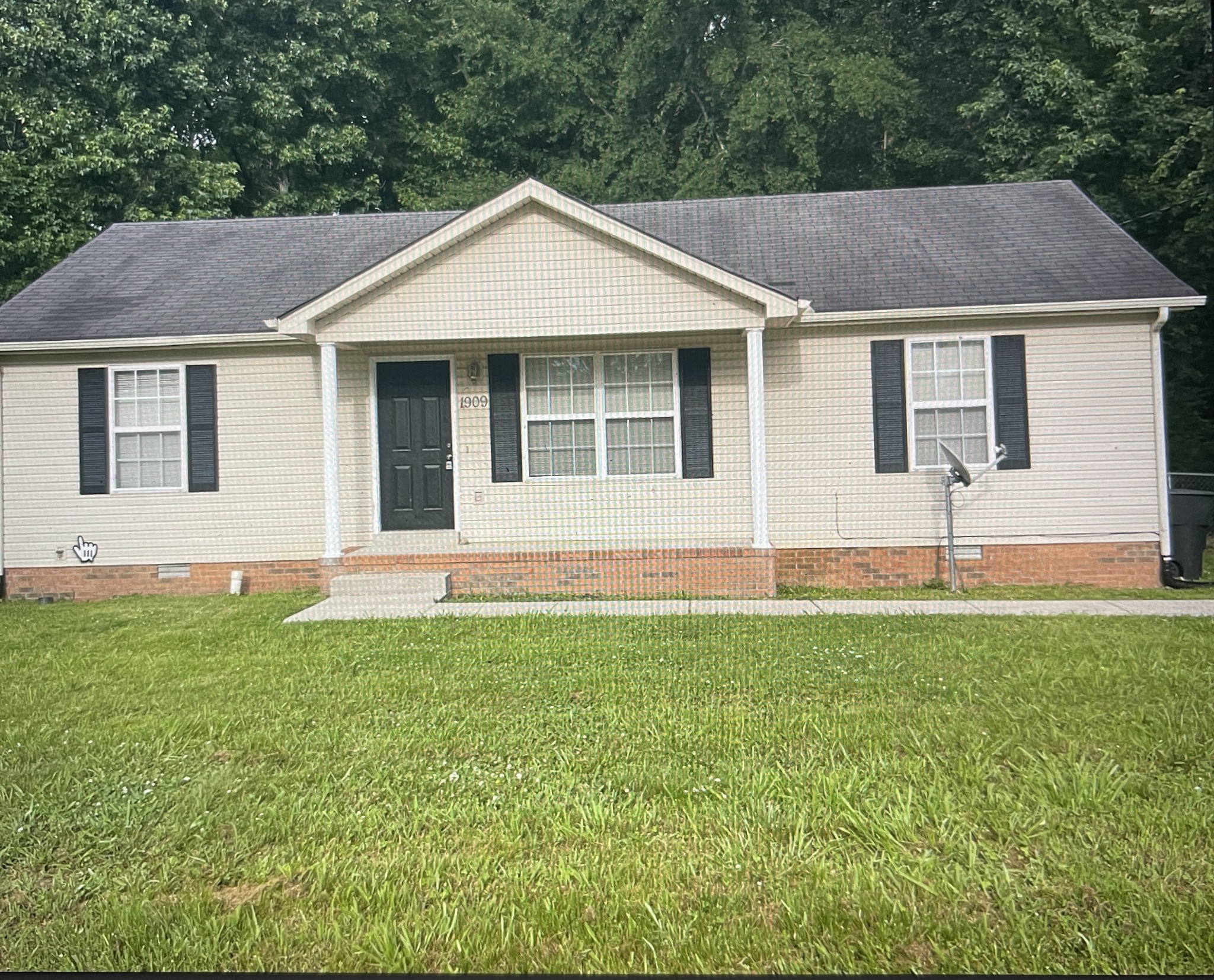 1909 Ozark Ct