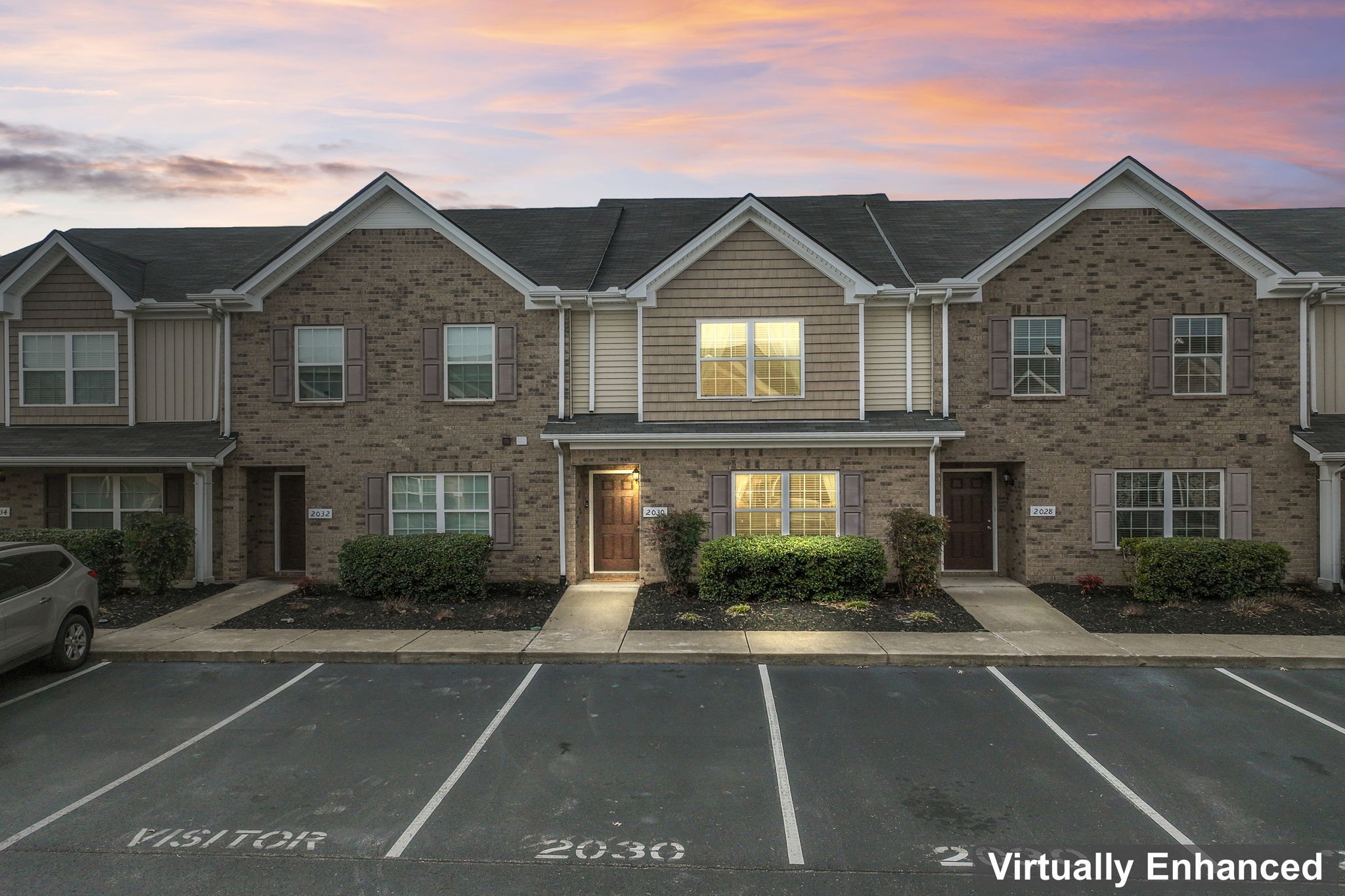 2030 Debonair Ln