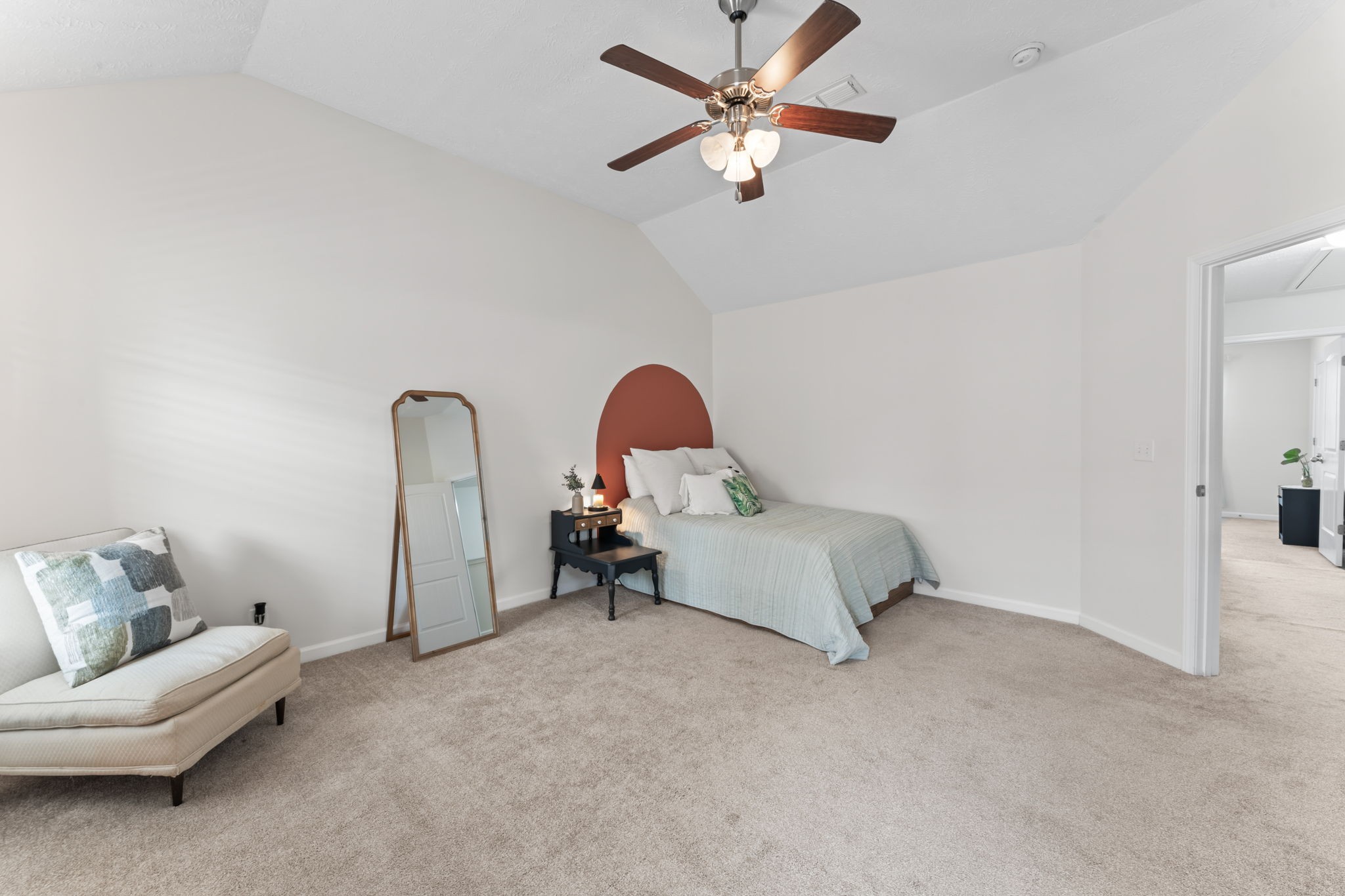 2030 Debonair Ln
