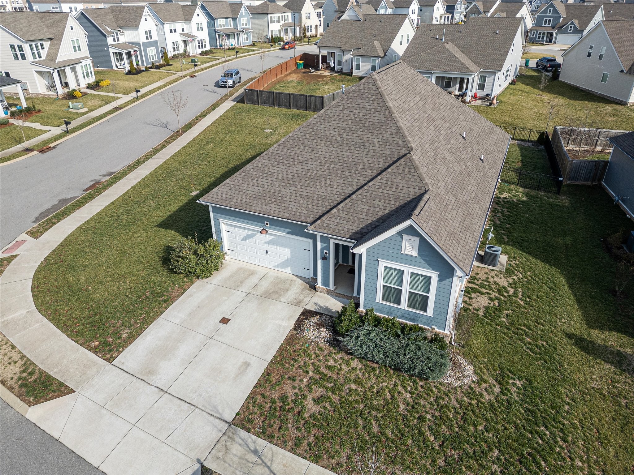 517 Crutcher Ct