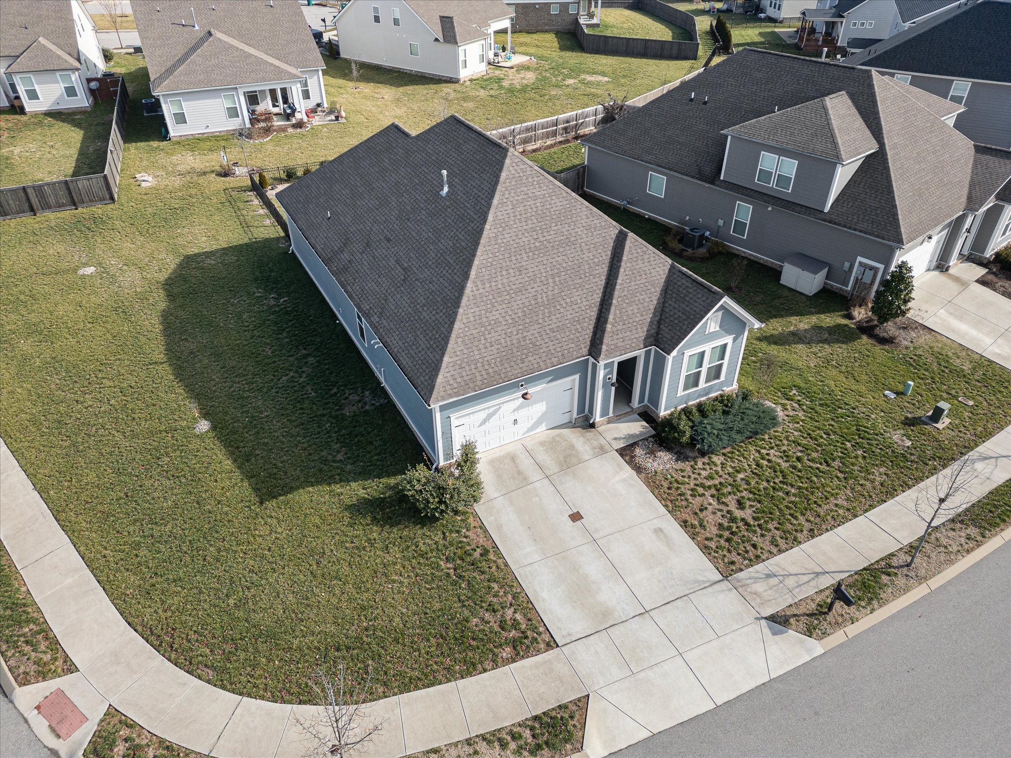 517 Crutcher Ct