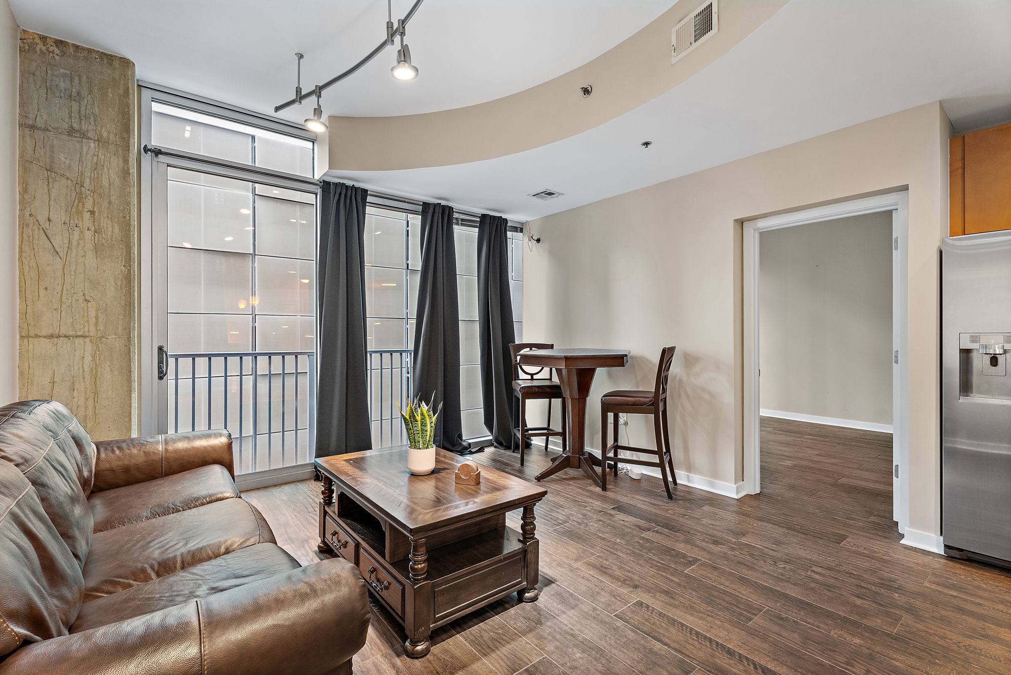 301 Demonbreun St Unit: 602