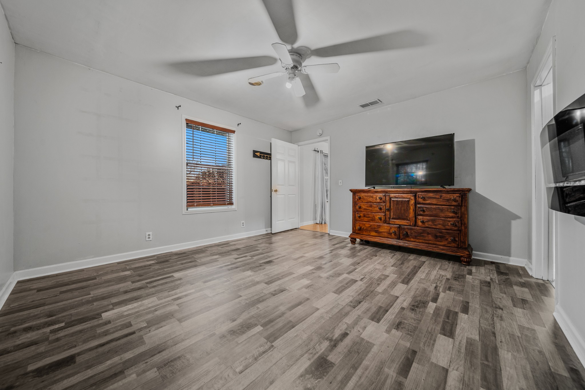 2025 Rice Ave