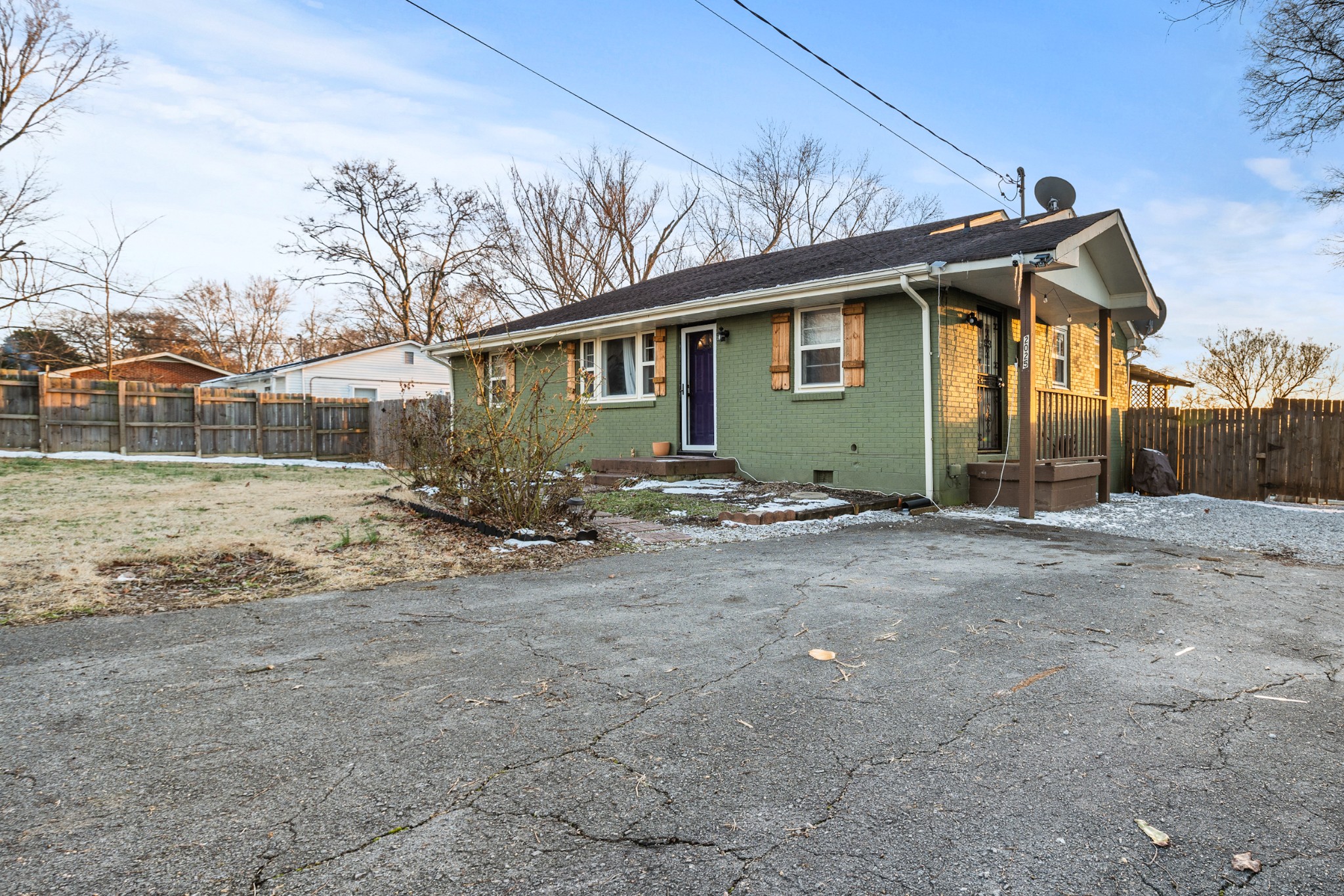 2025 Rice Ave