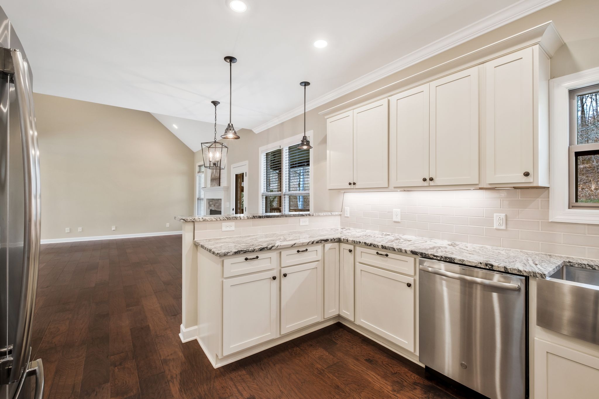 144 Angels Cove Ln