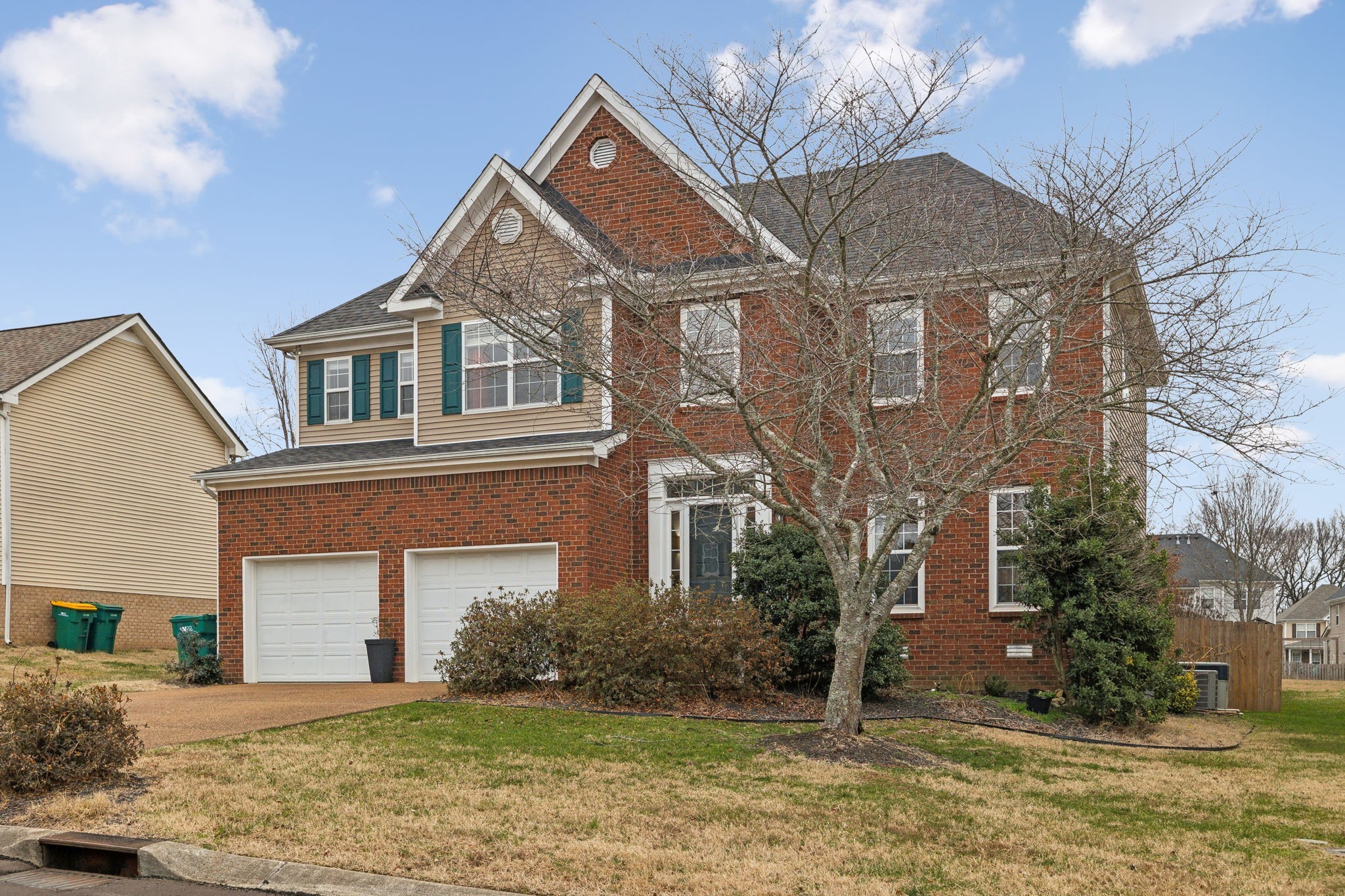 1310 Saybrook Xing