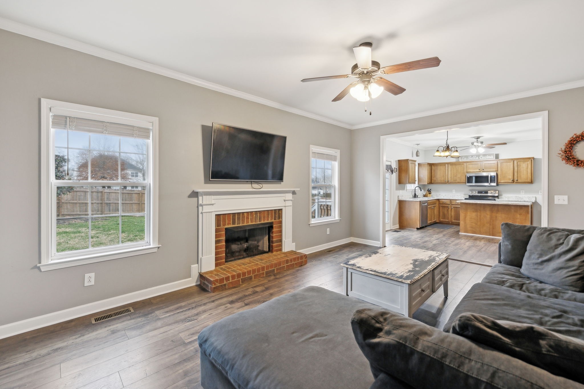1310 Saybrook Xing