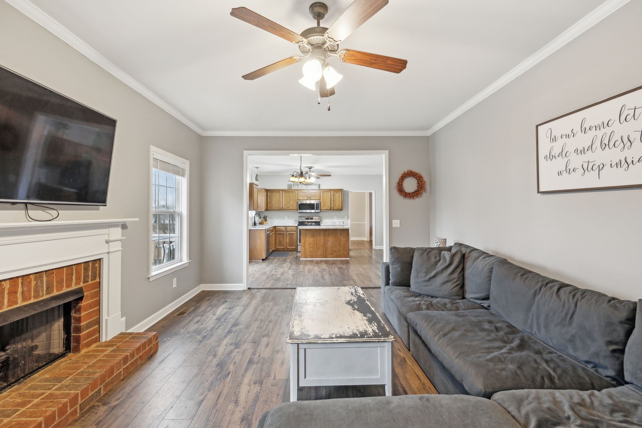 1310 Saybrook Xing