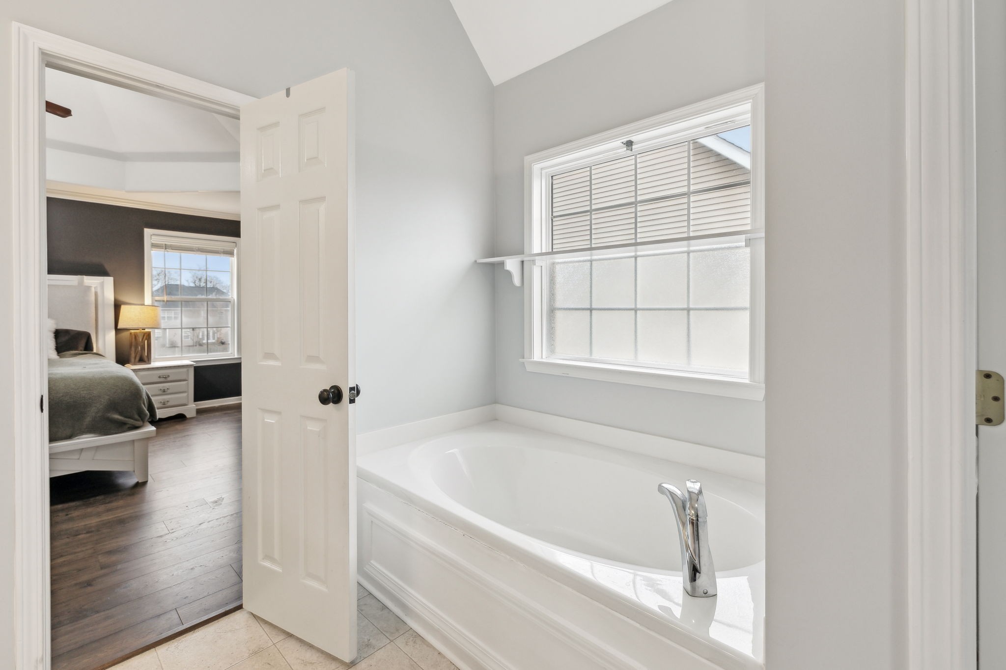 1310 Saybrook Xing