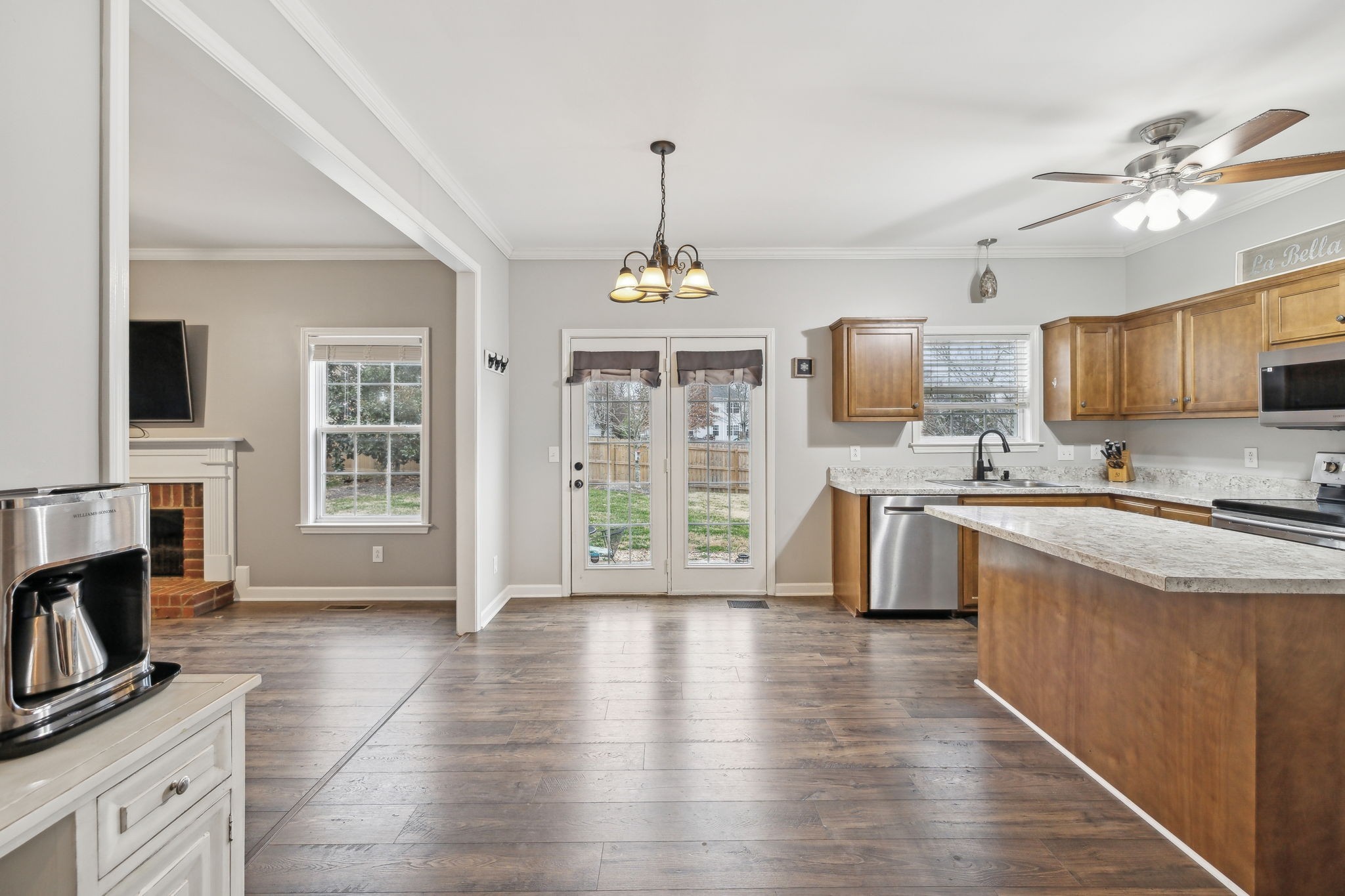 1310 Saybrook Xing