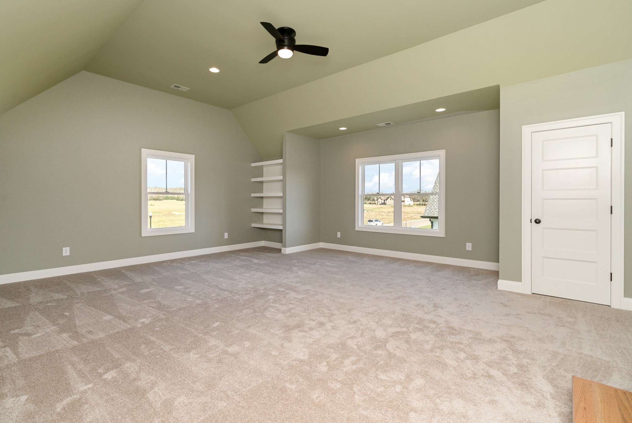 1724 Martha Washington Way