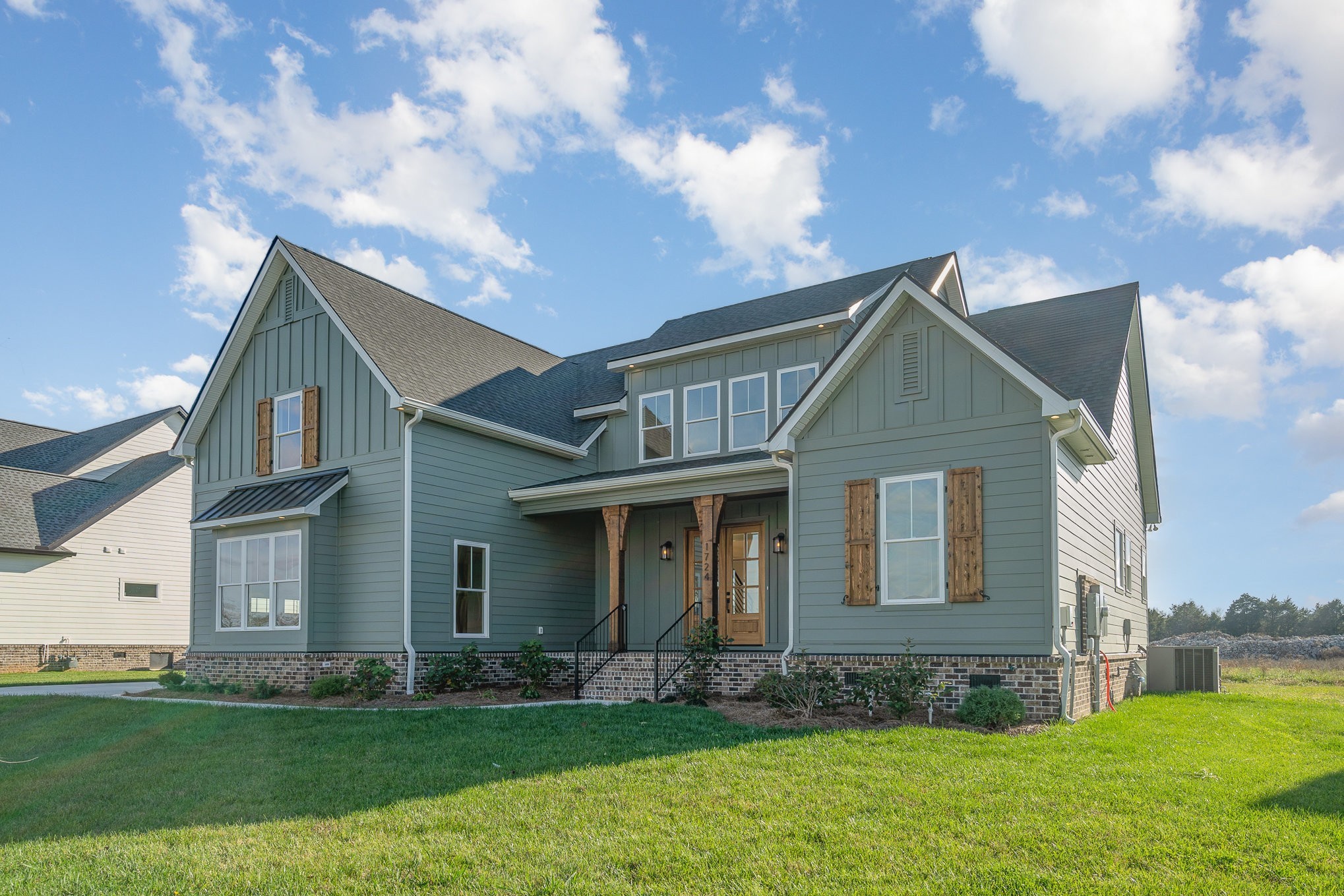 1724 Martha Washington Way