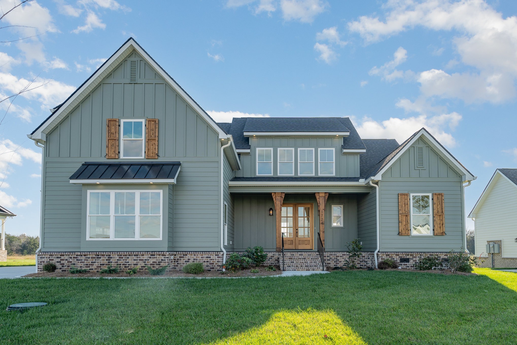 1724 Martha Washington Way