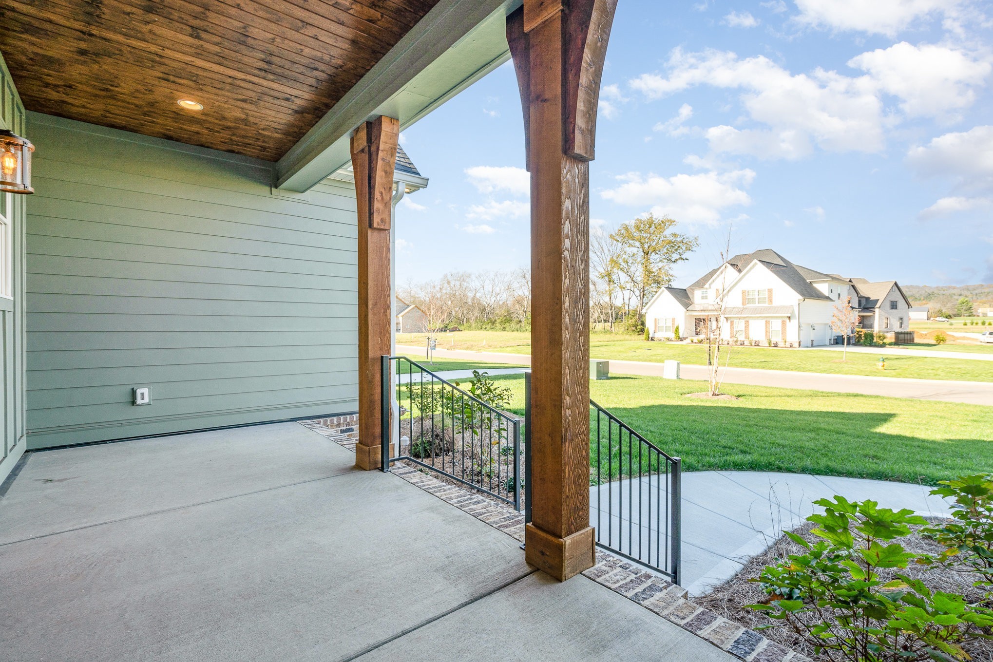 1724 Martha Washington Way