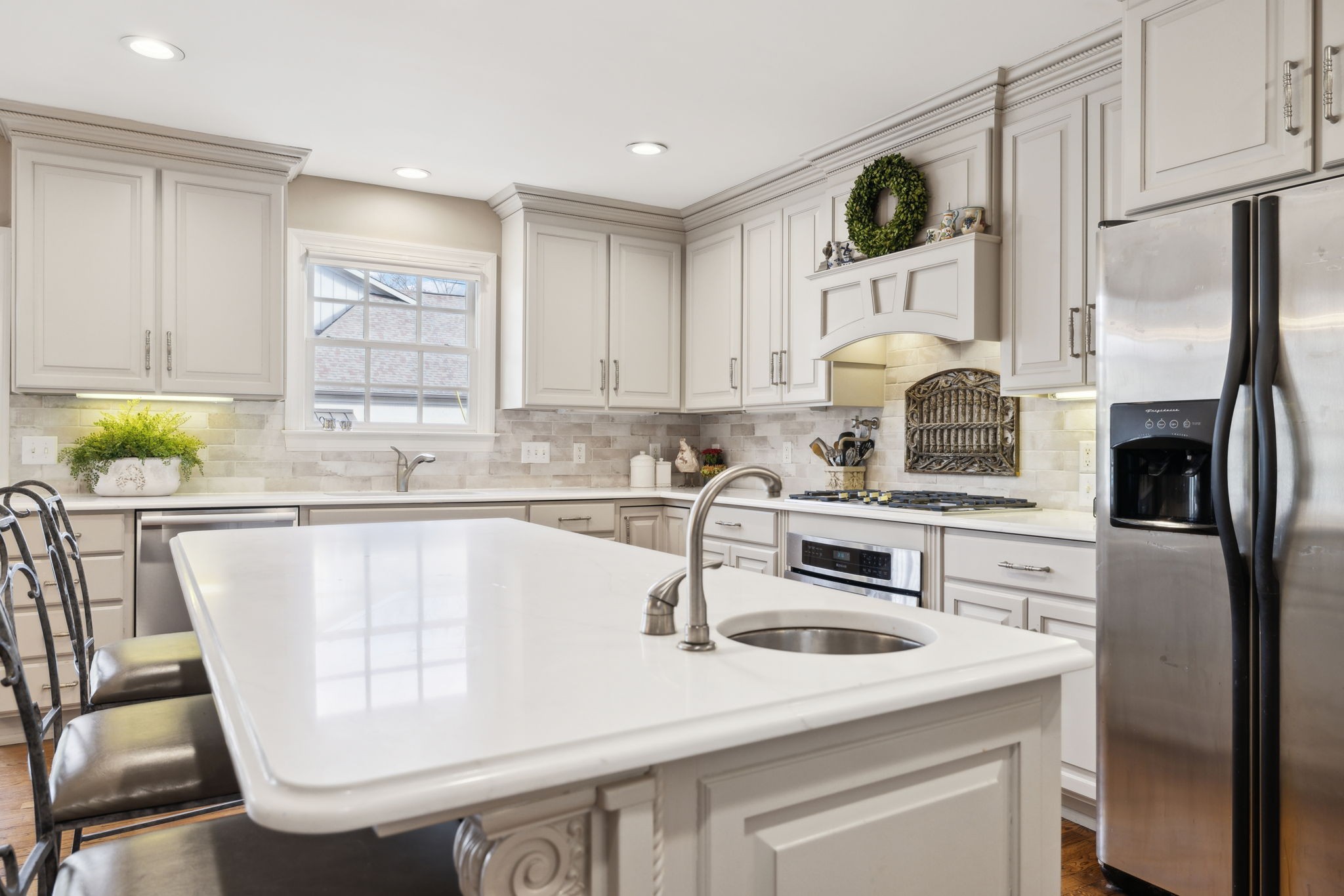 905 Robertson Academy Rd