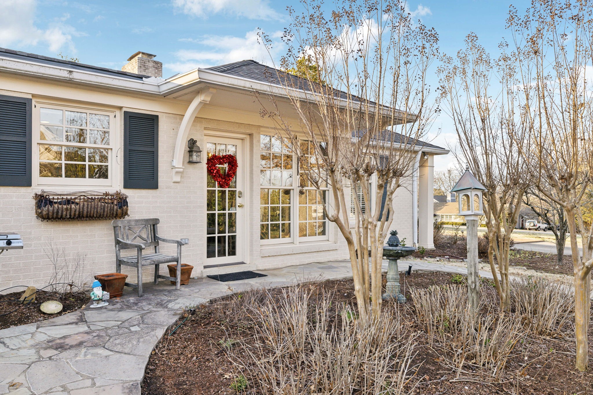 905 Robertson Academy Rd