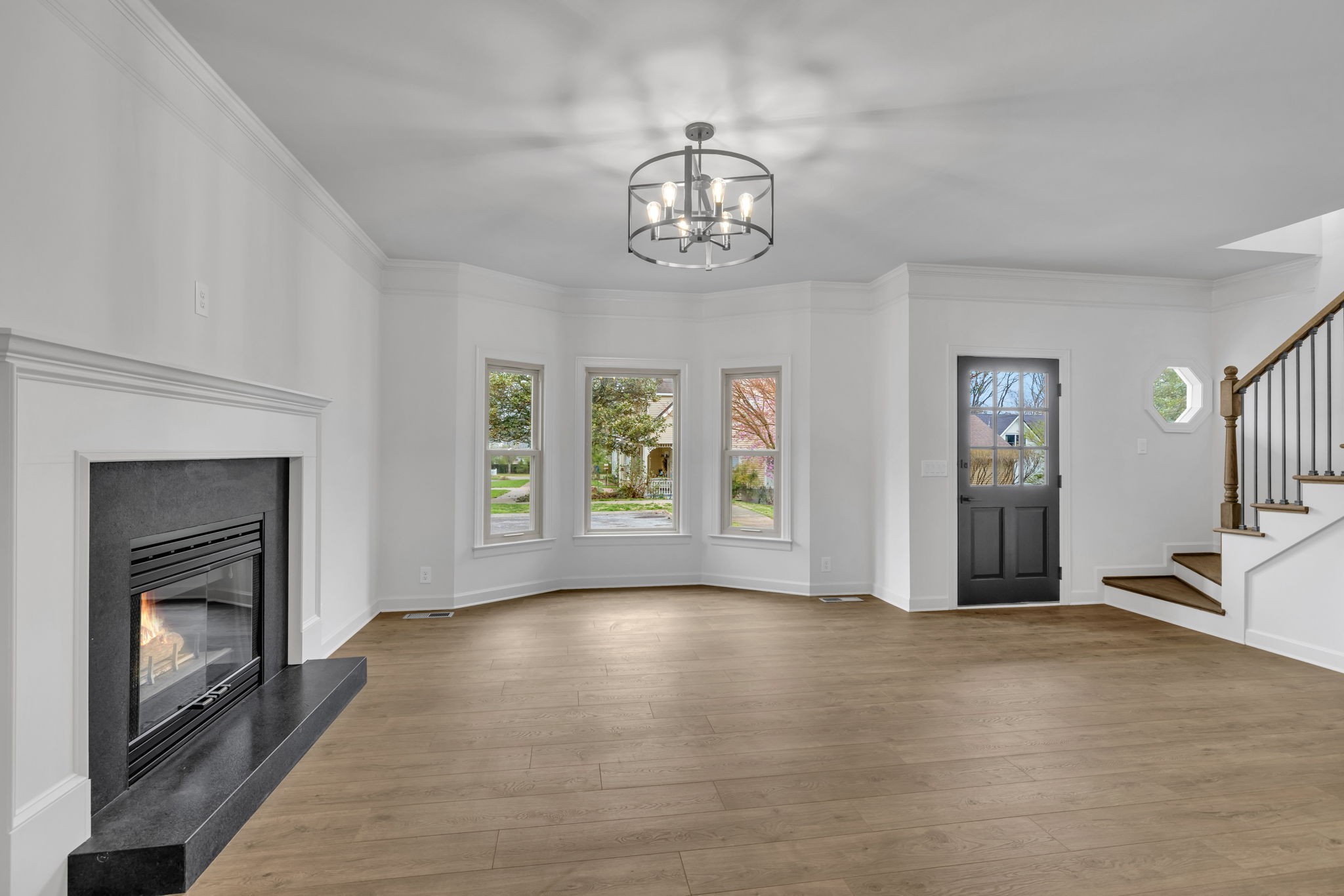 230 Adams Ct