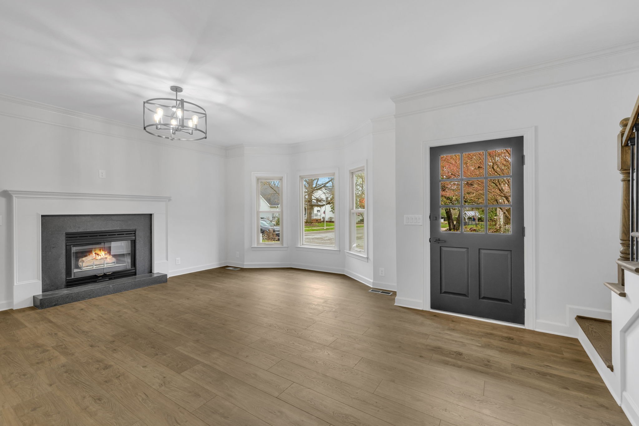 230 Adams Ct