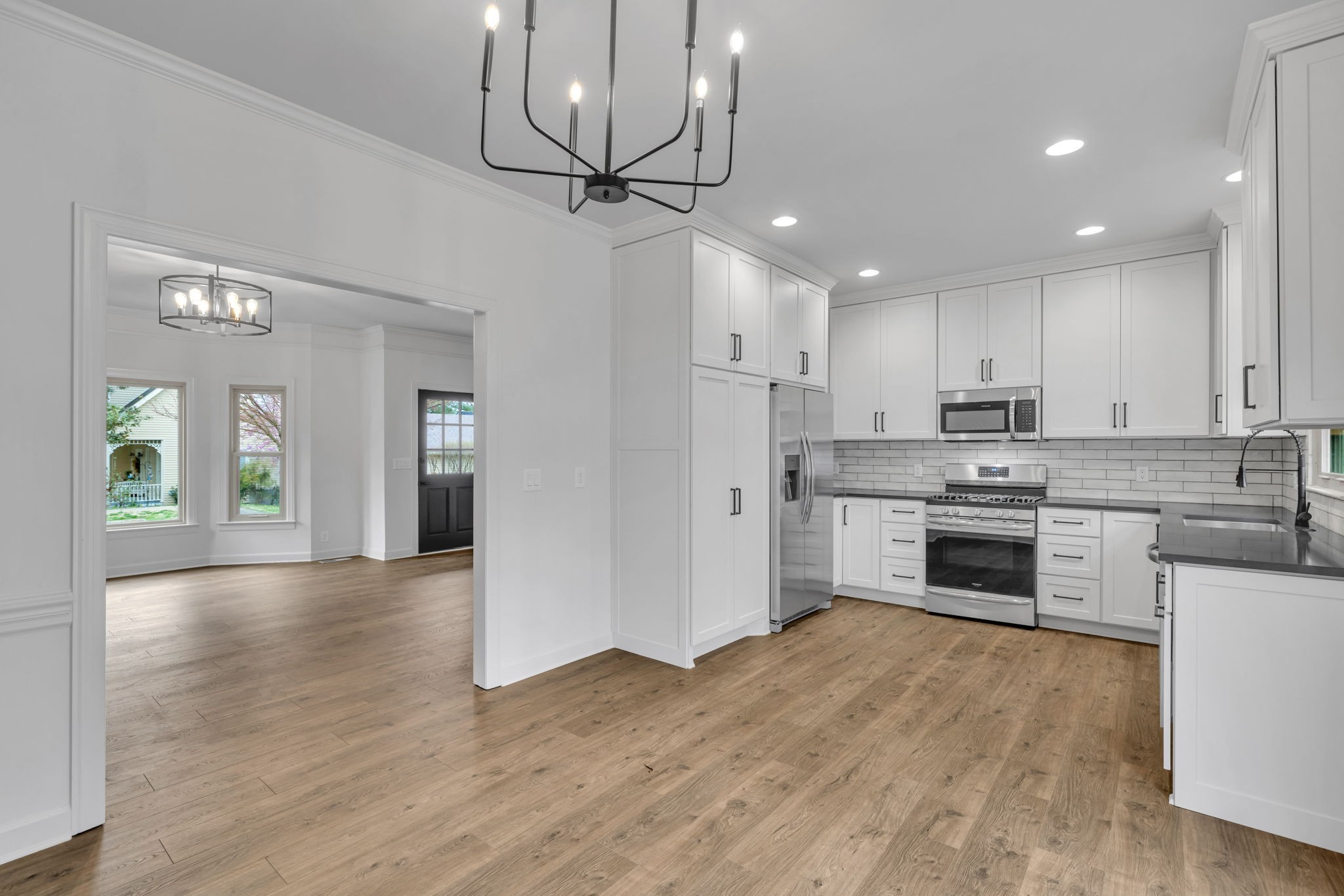230 Adams Ct