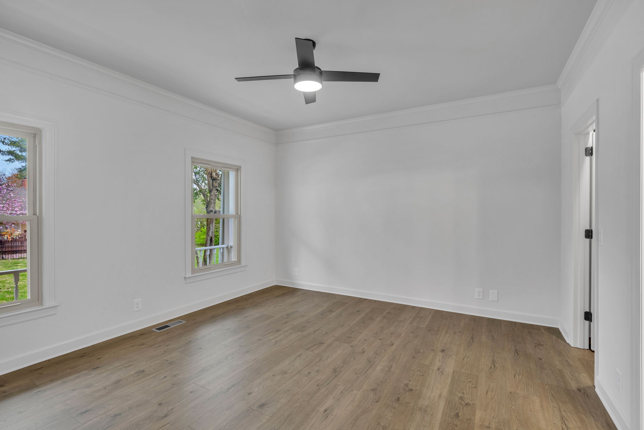230 Adams Ct