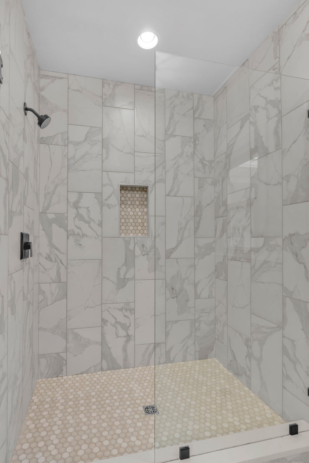 230 Adams Ct