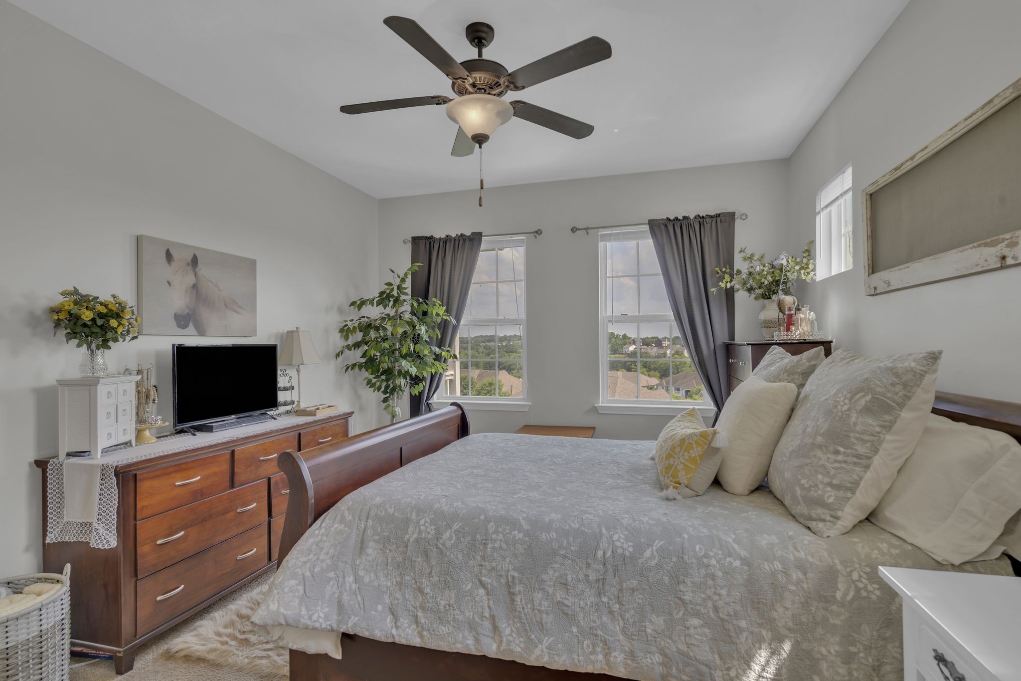 8601 Peckham Ln Unit: 11
