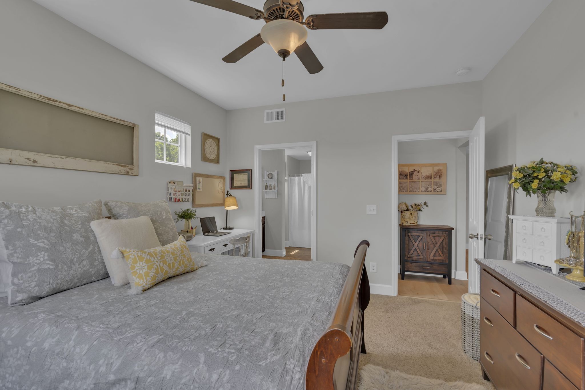 8601 Peckham Ln Unit: 11