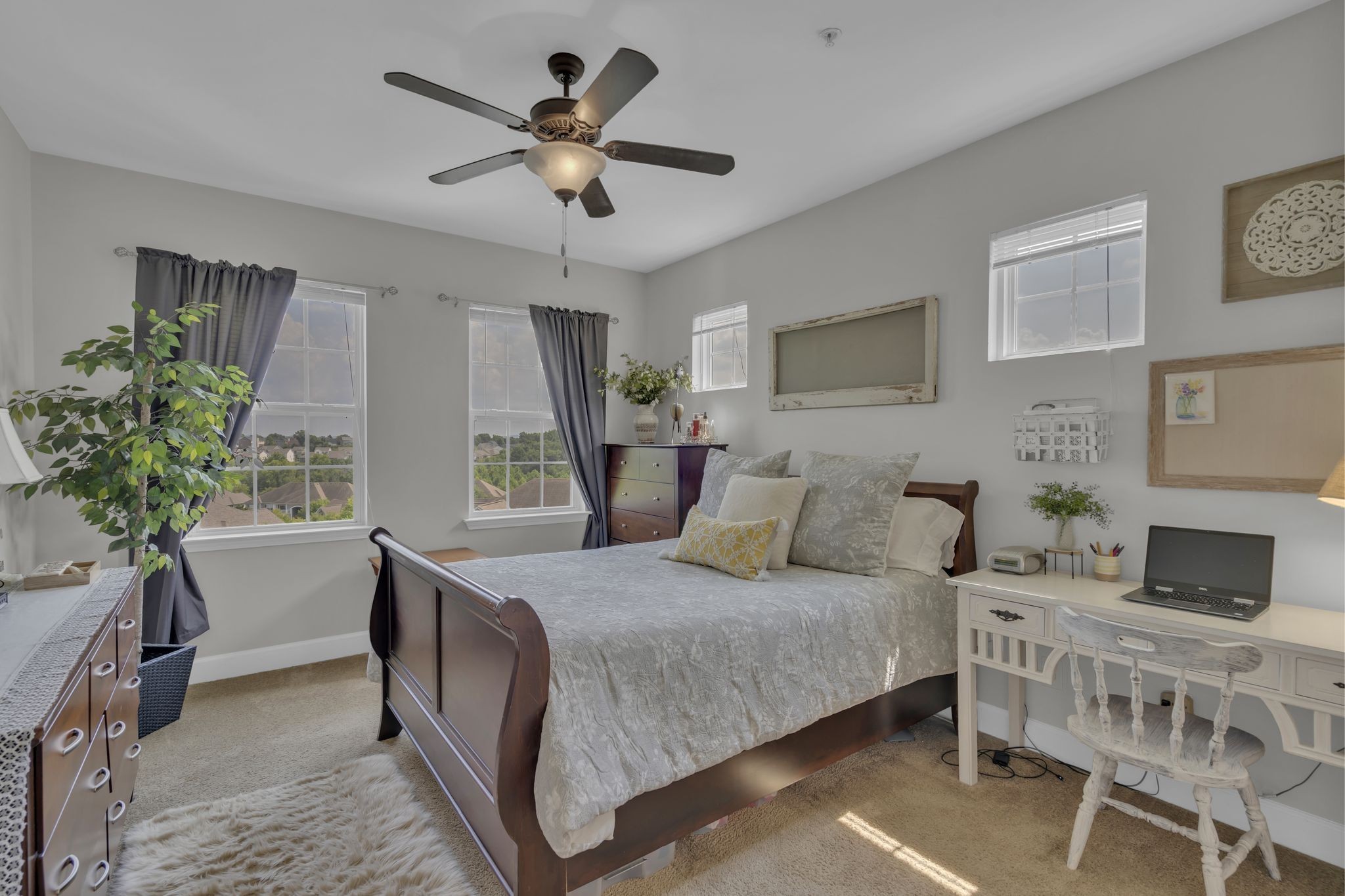 8601 Peckham Ln Unit: 11