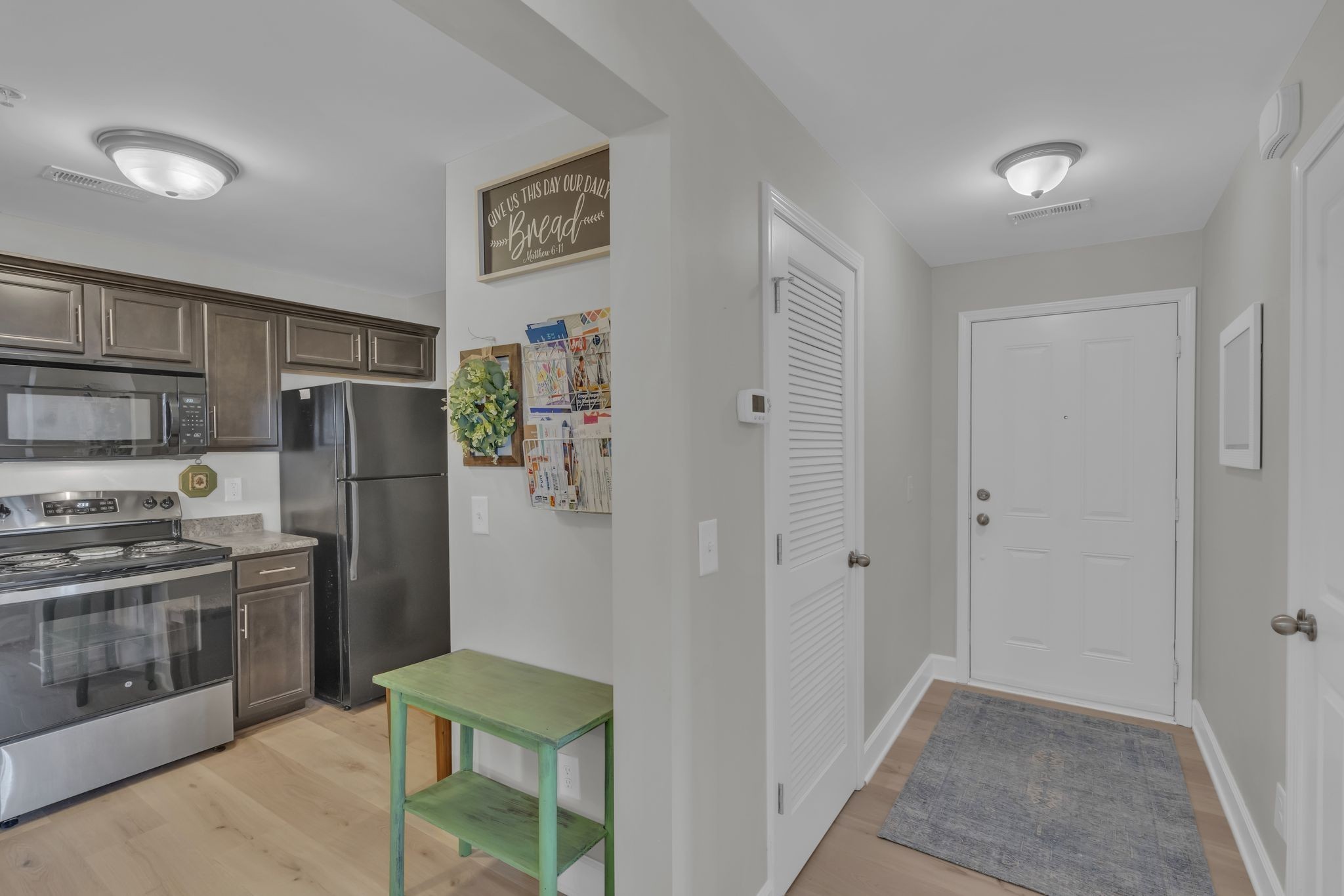 8601 Peckham Ln Unit: 11