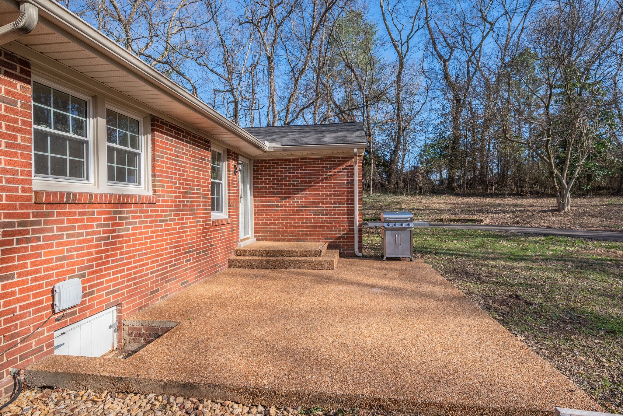 2816 Gray Circle