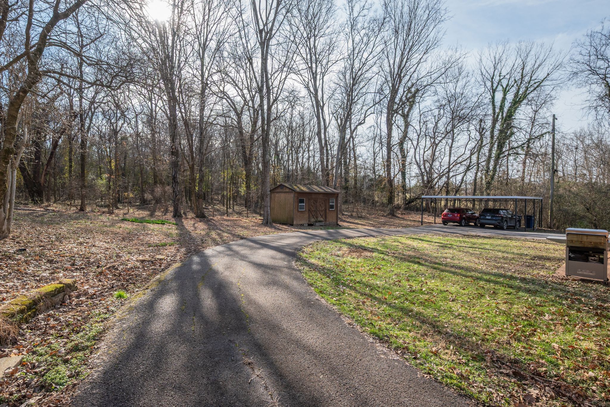 2816 Gray Circle