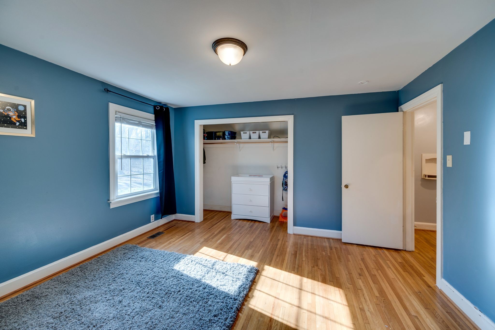 2816 Gray Circle