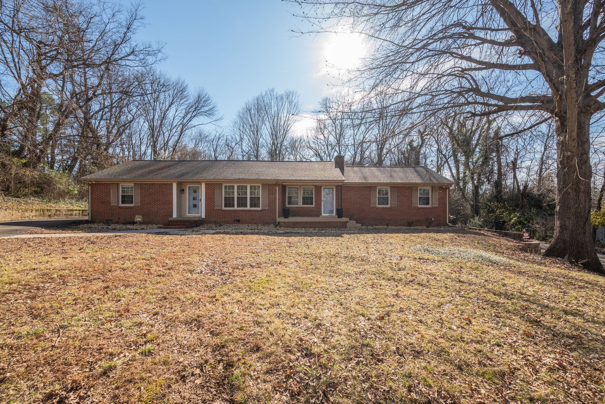 2816 Gray Circle