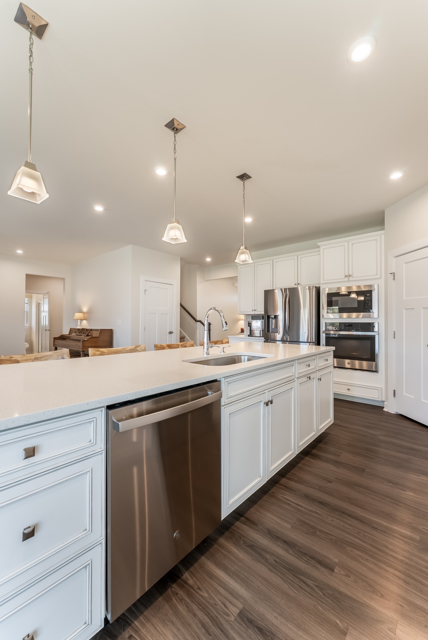 307 Finnegan Ct