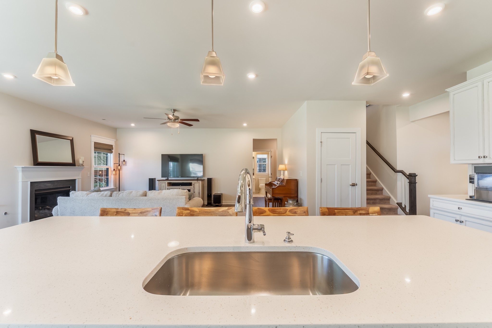 307 Finnegan Ct