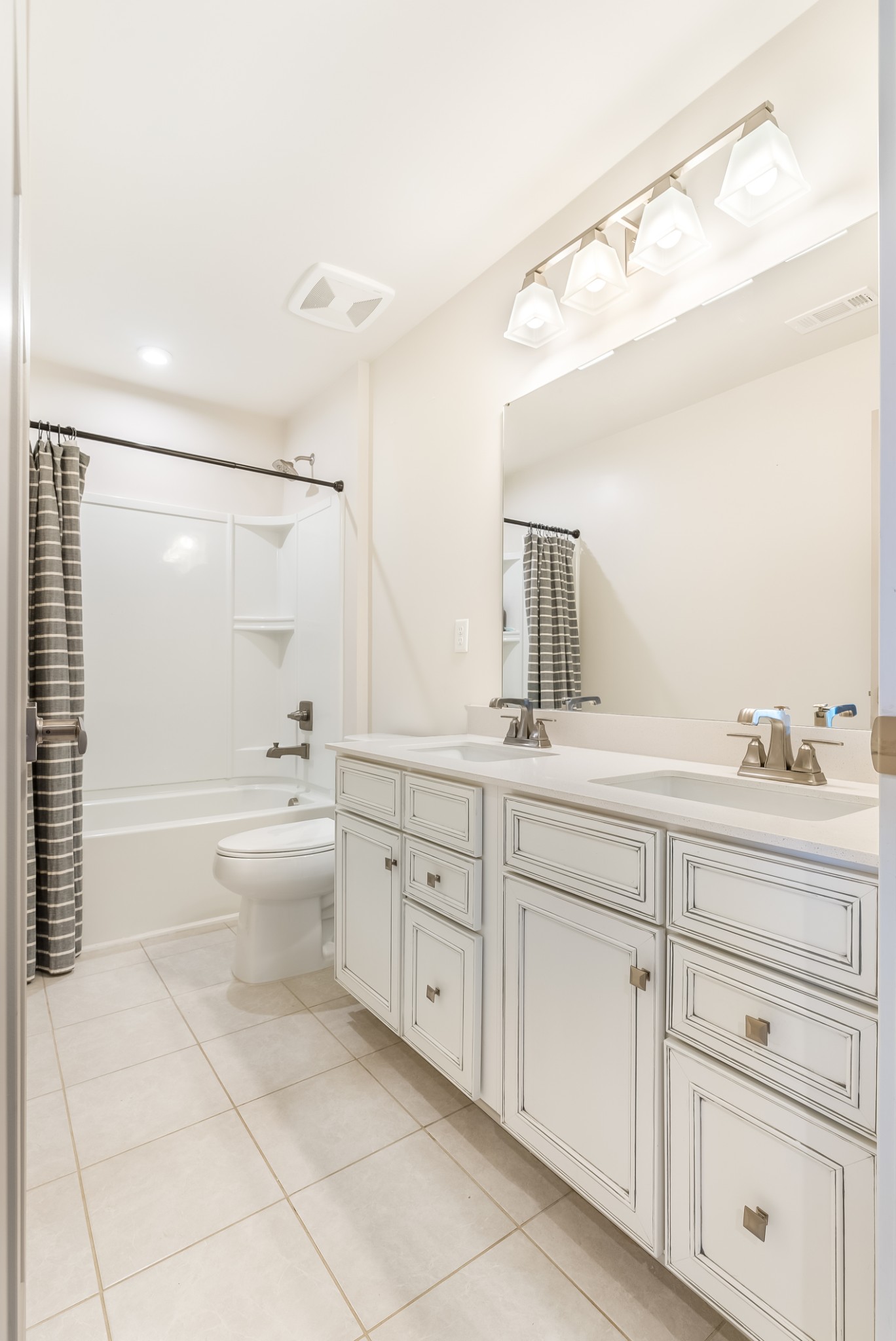 307 Finnegan Ct