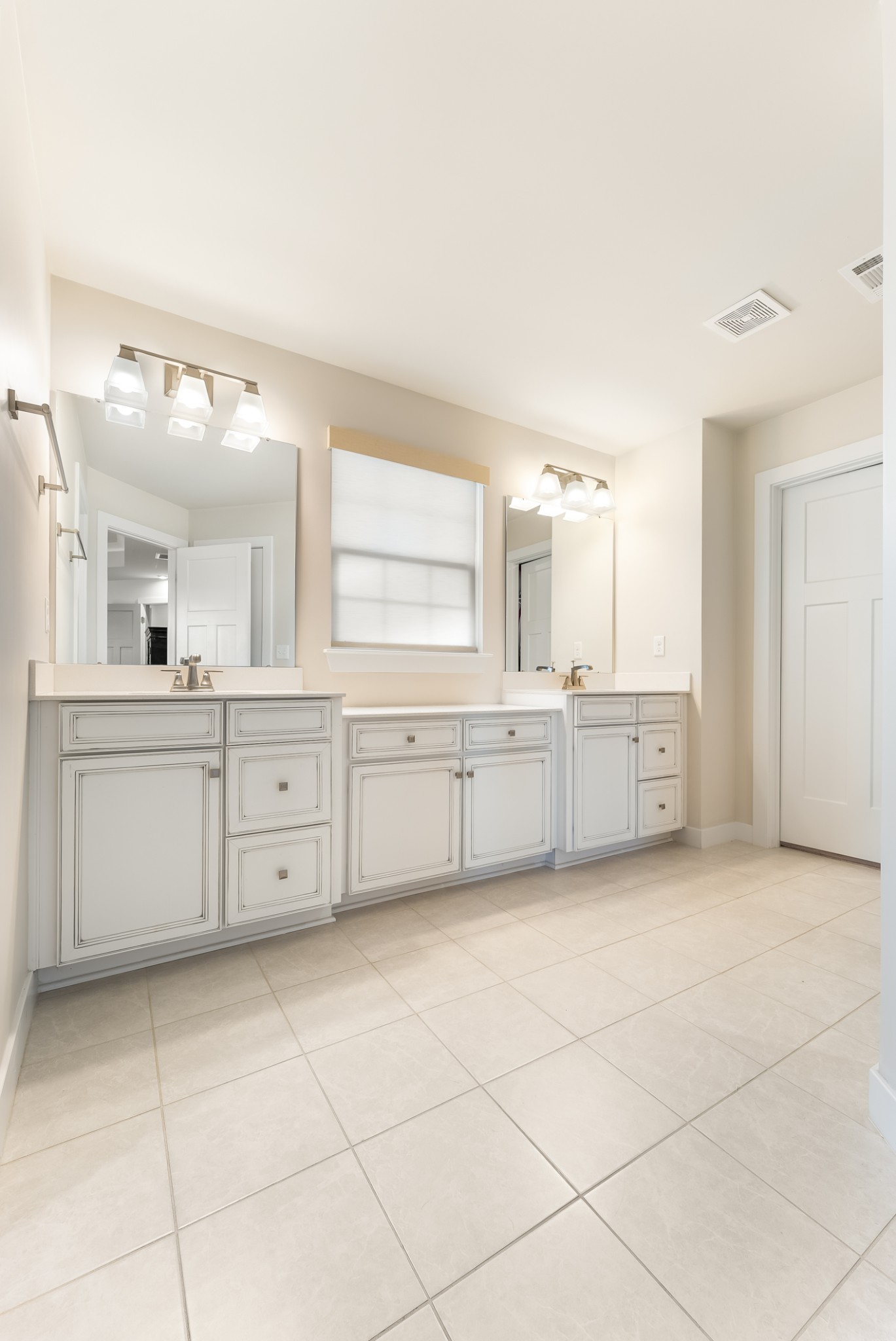 307 Finnegan Ct