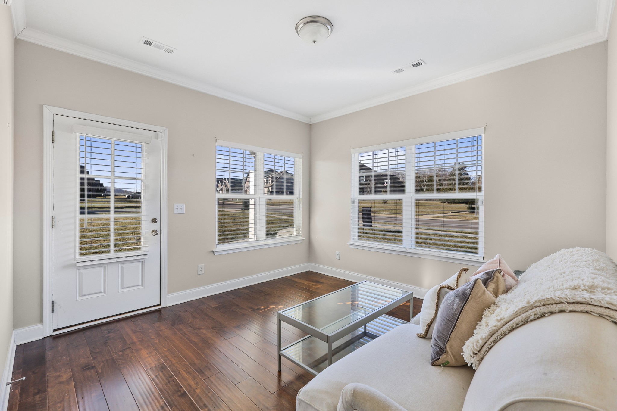 832 Cottage House Ln