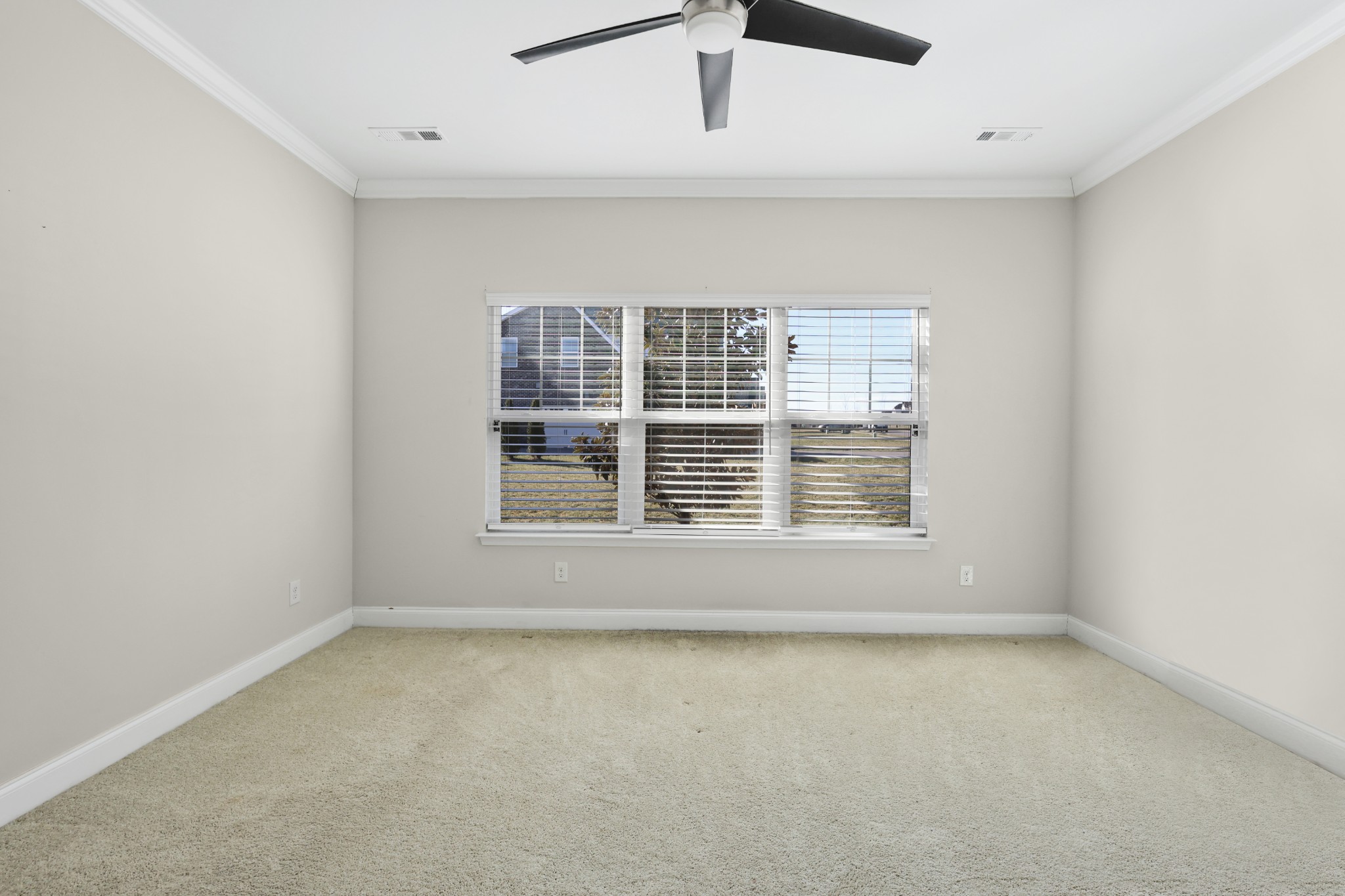 832 Cottage House Ln