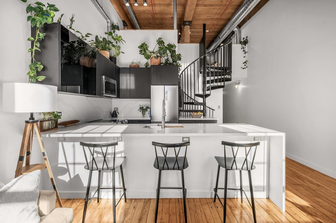 1350 Rosa L Parks Blvd Unit: 428