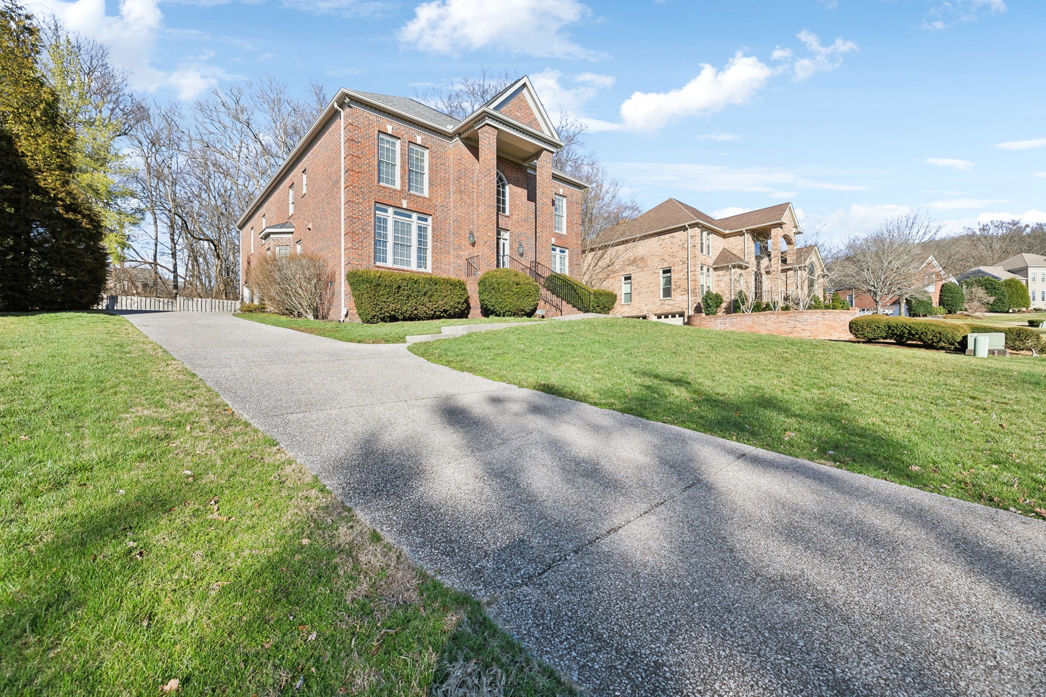 9436 Norwood Dr