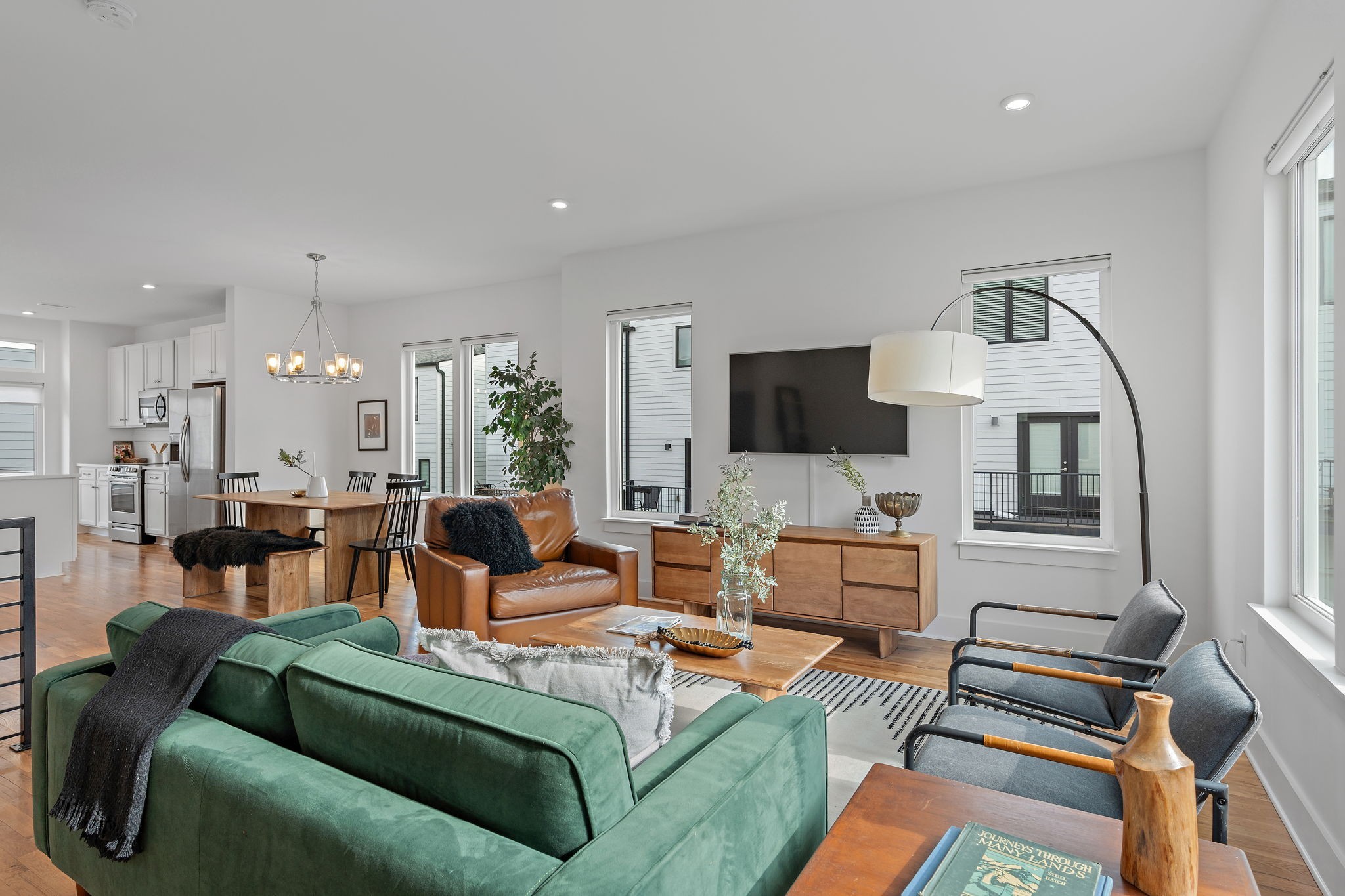 205 Sterling Point Cir