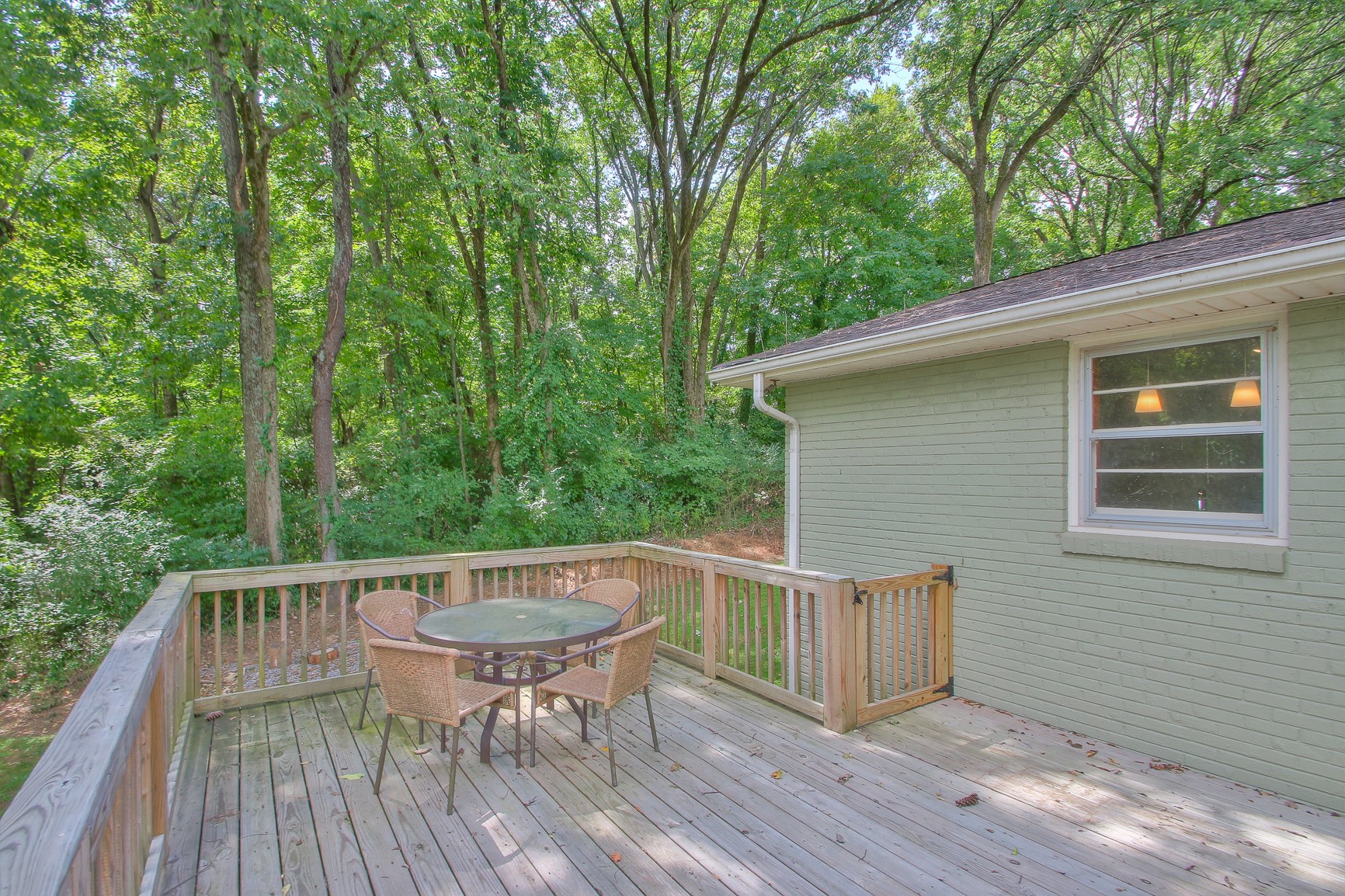 584 Hill Creek Dr