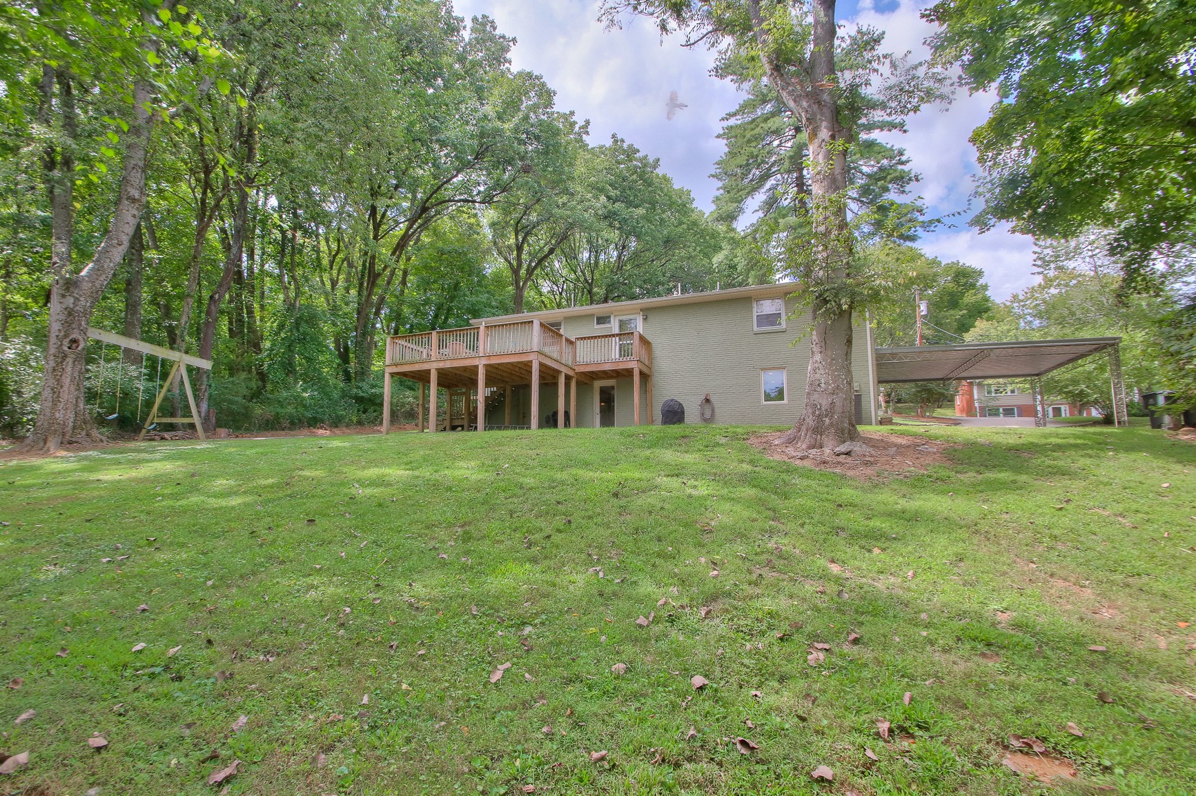 584 Hill Creek Dr