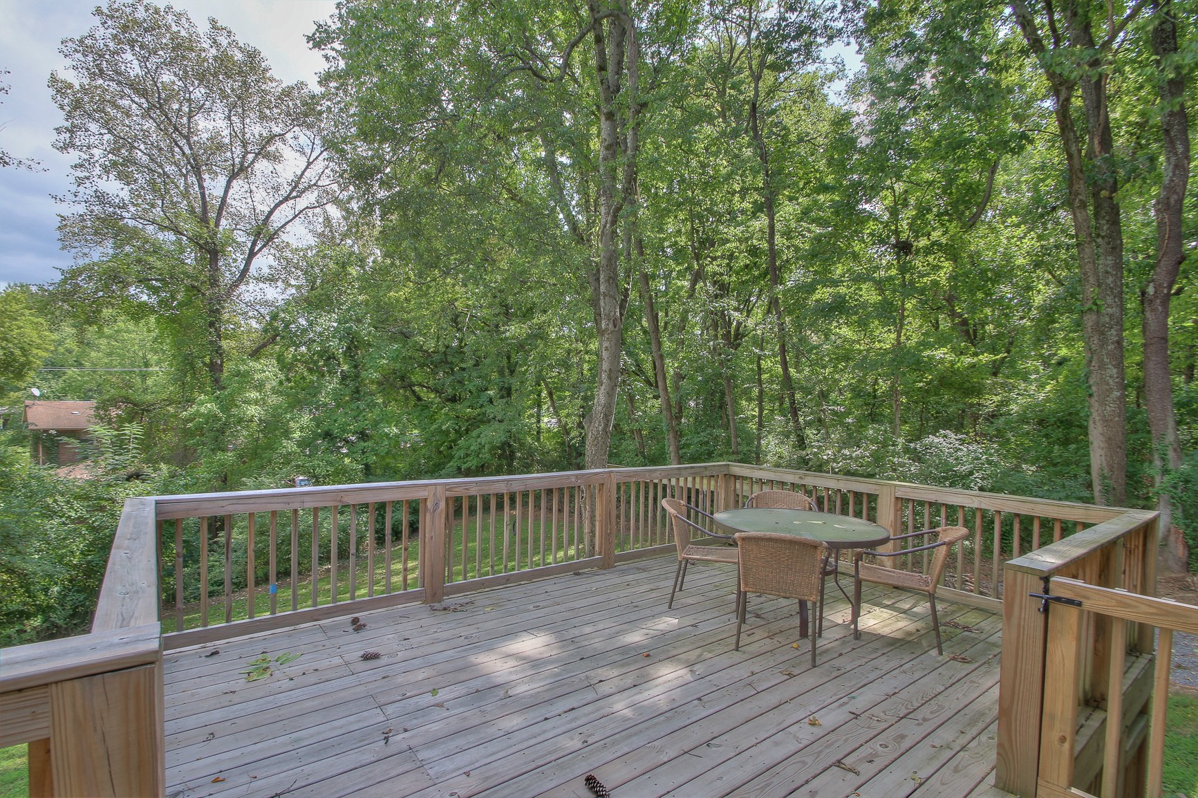 584 Hill Creek Dr