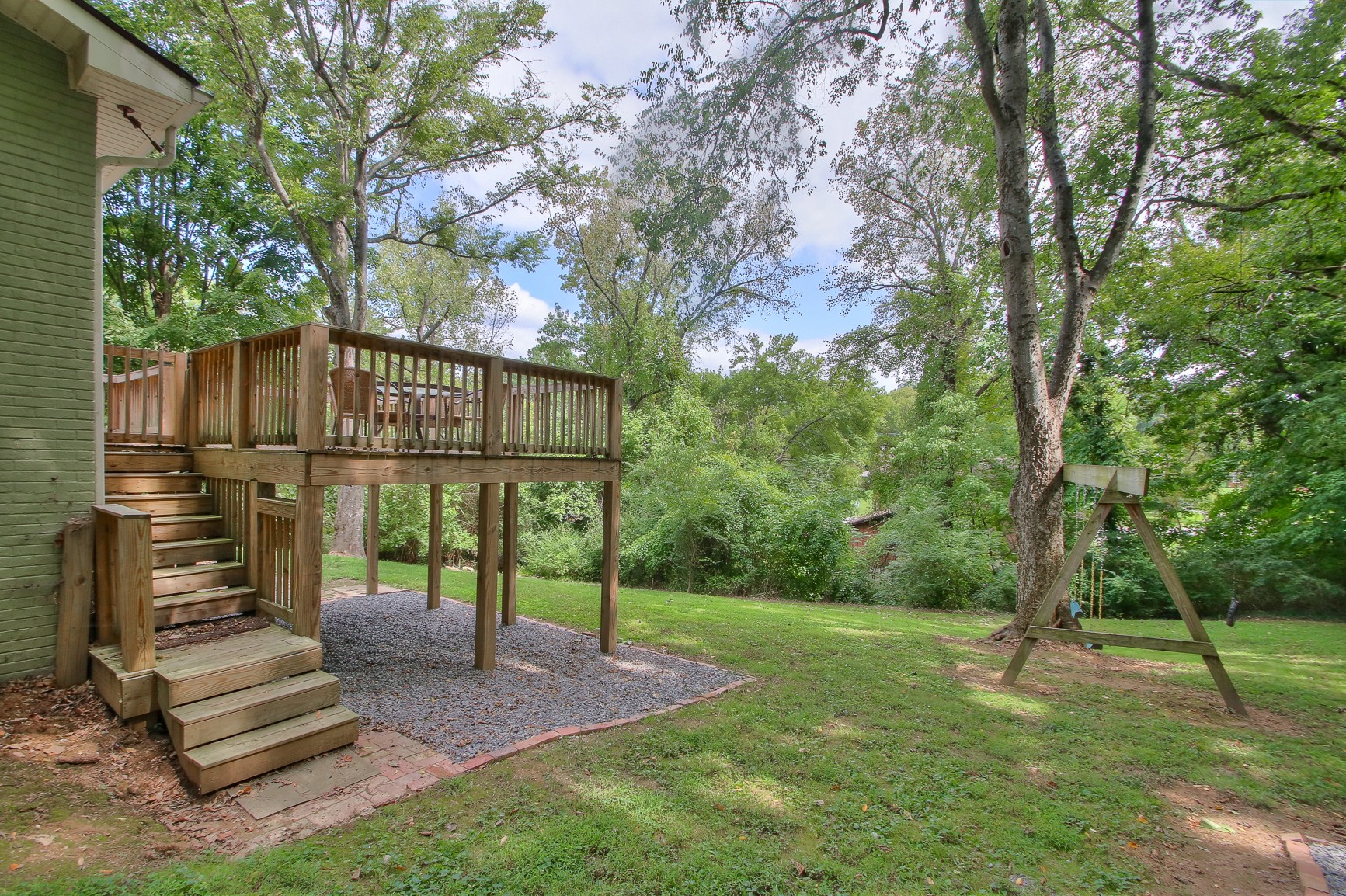 584 Hill Creek Dr