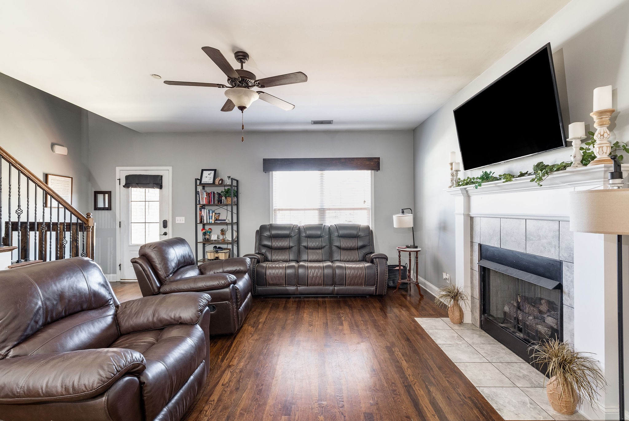 1051 Grace Meade