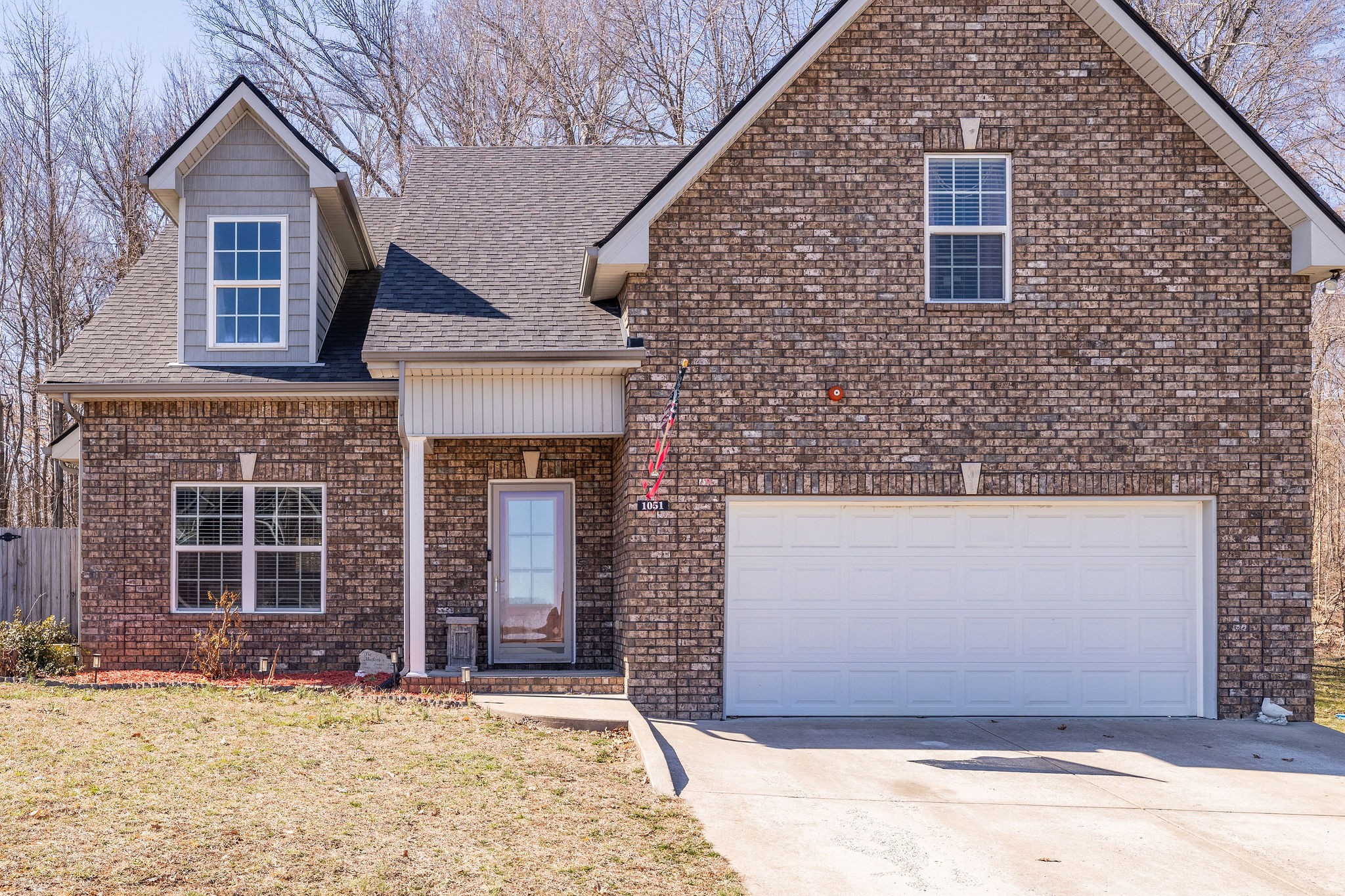 1051 Grace Meade